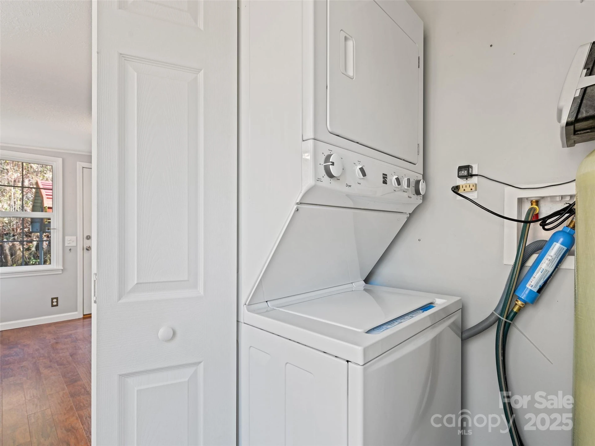 93 Merry Way - Photo 18