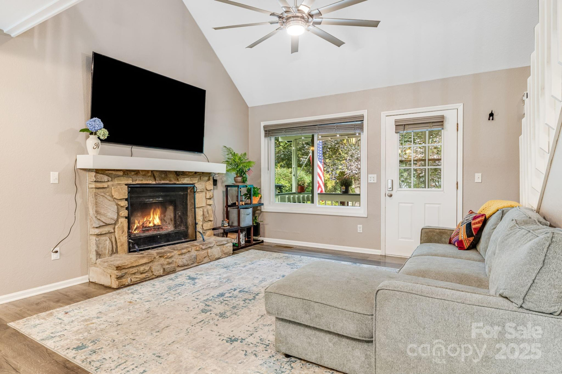 79 Susan Drive - Photo 7