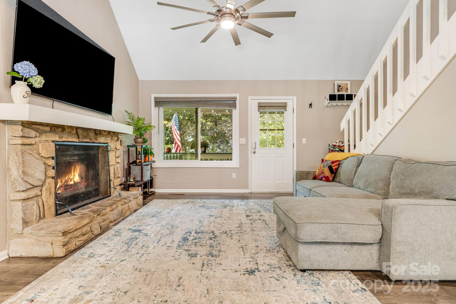 79 Susan Drive - Photo 8