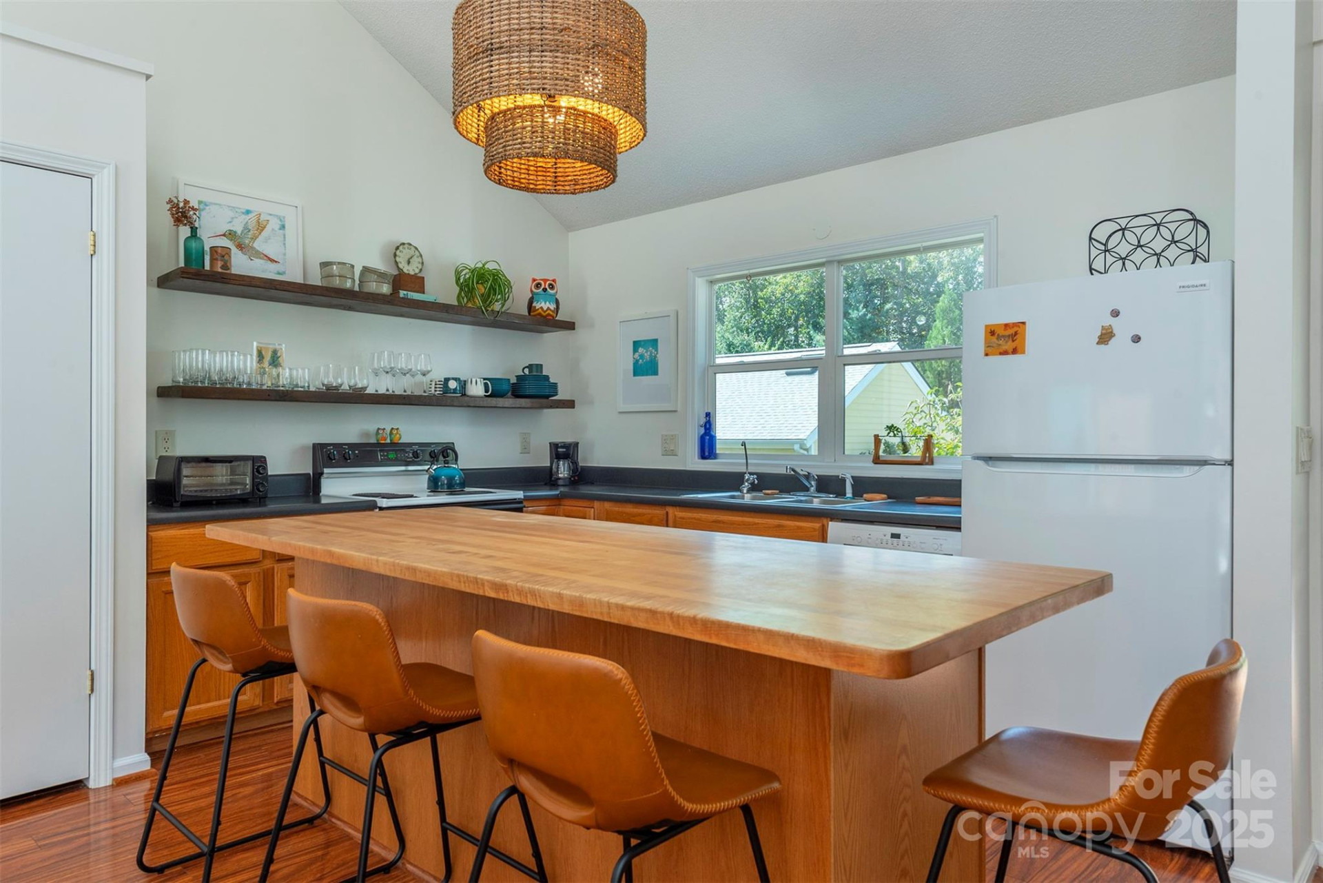 43 Vermont Court #D14 - Photo 6