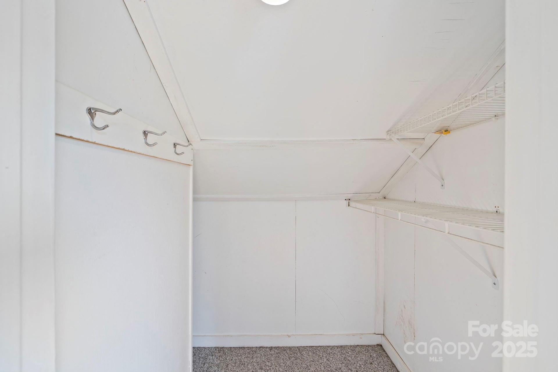 31 Abbott Road - Photo 18