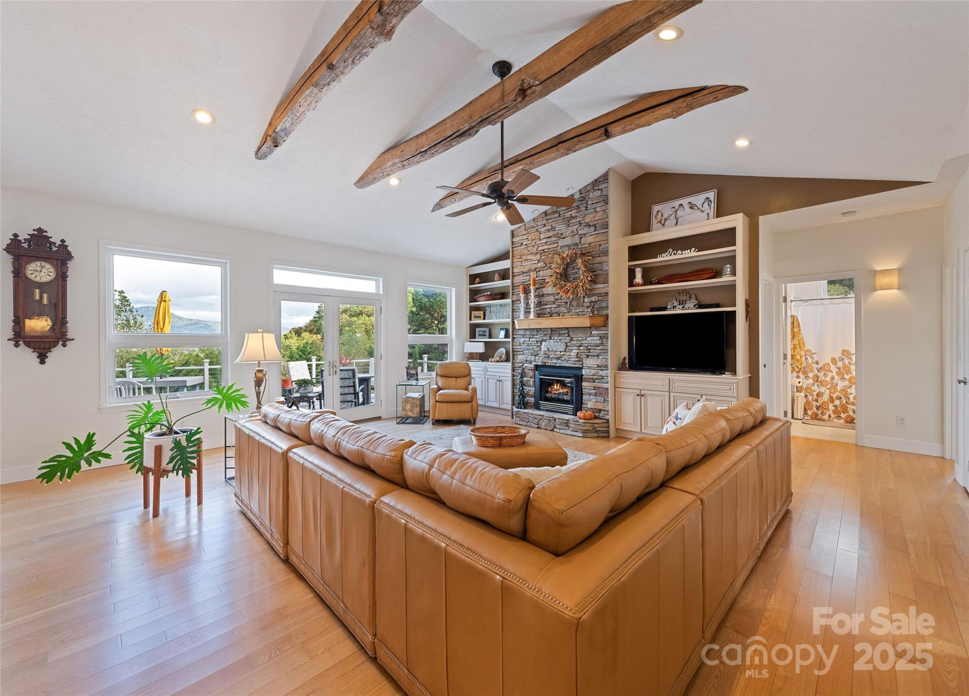 966 Coyote Hollow Road - Photo 7