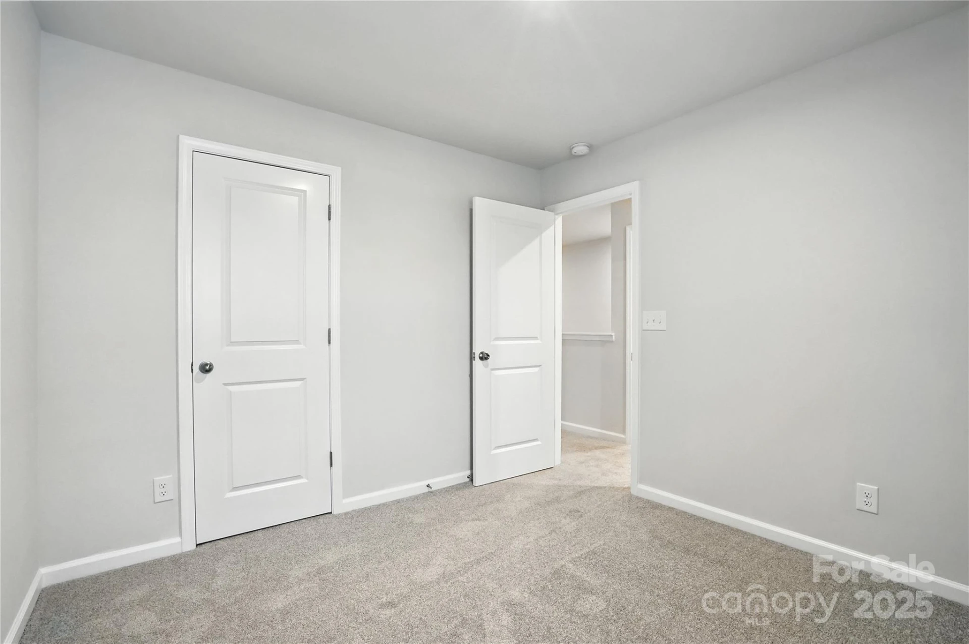 633 Cassidy Court - Photo 22