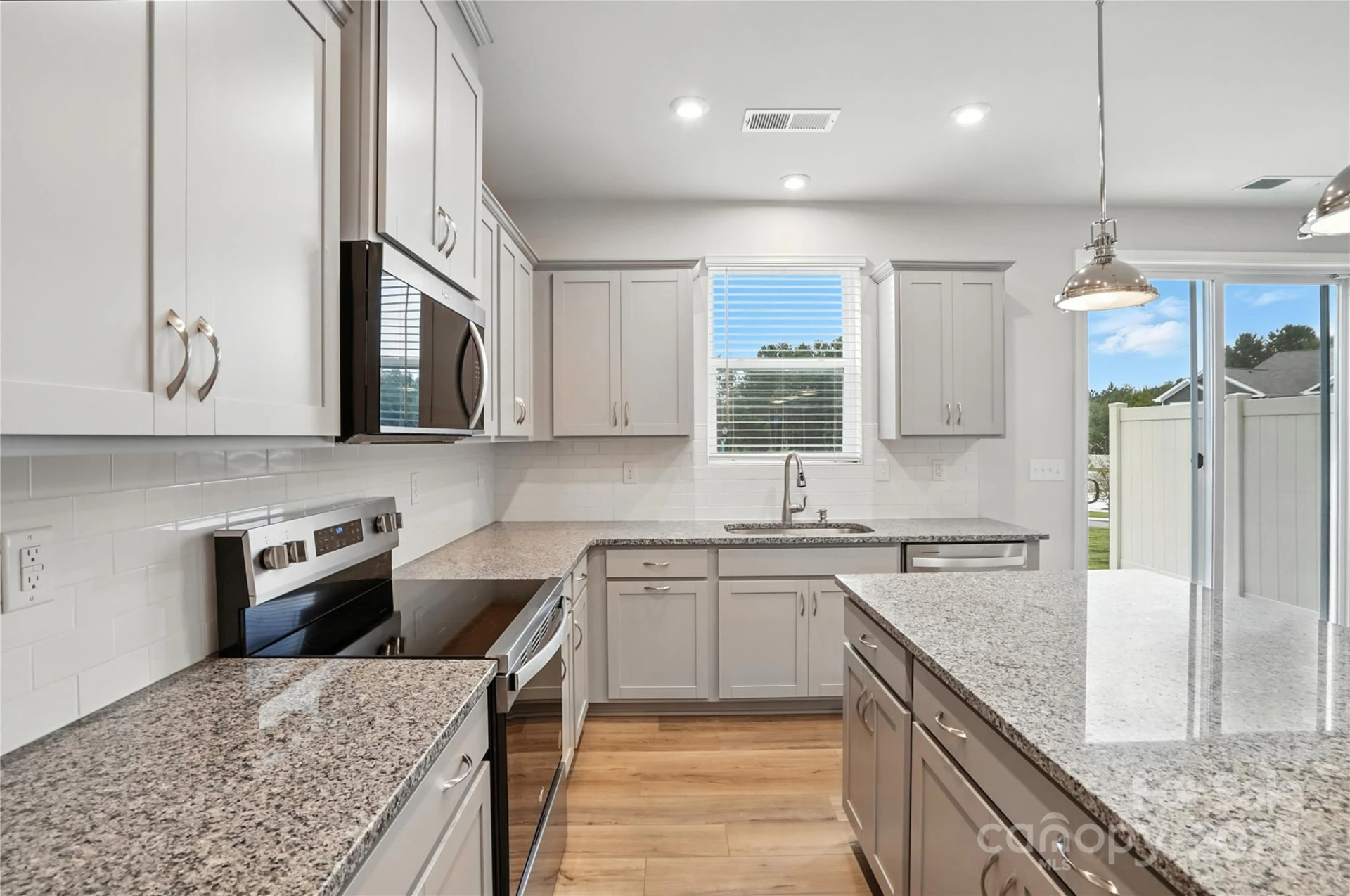 633 Cassidy Court - Photo 5