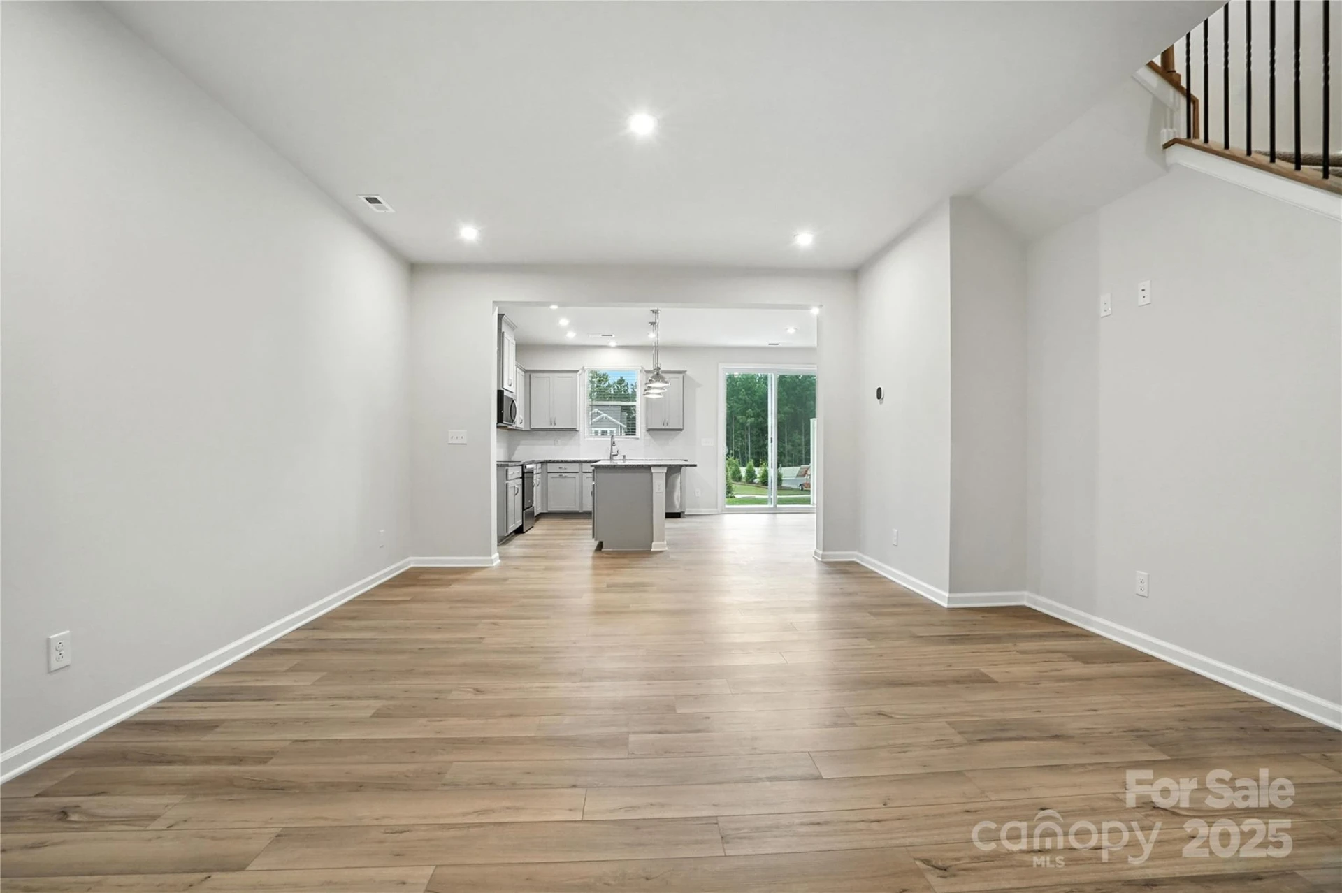 633 Cassidy Court - Photo 9