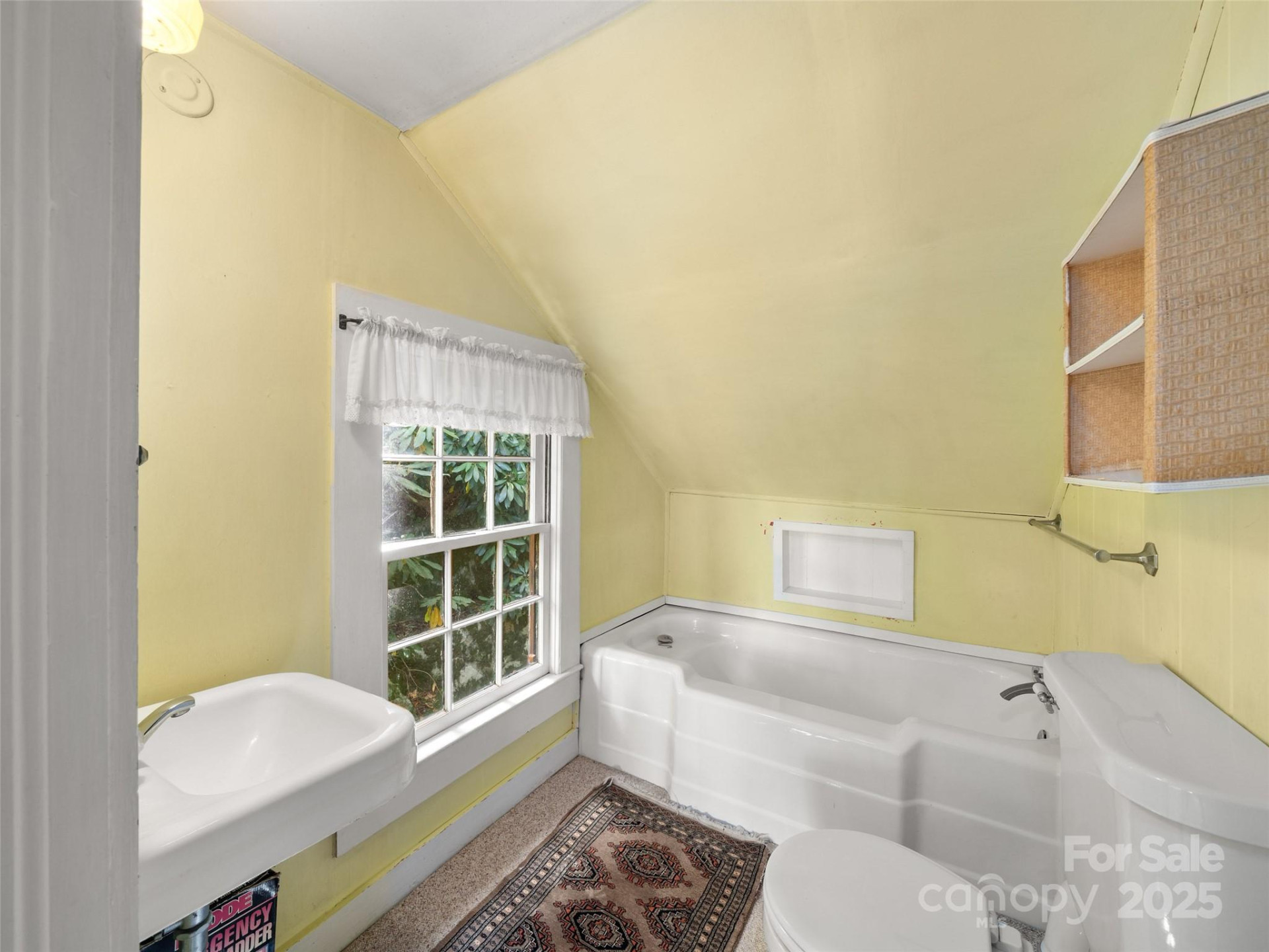 435 Upper Laurel Drive - Photo 13