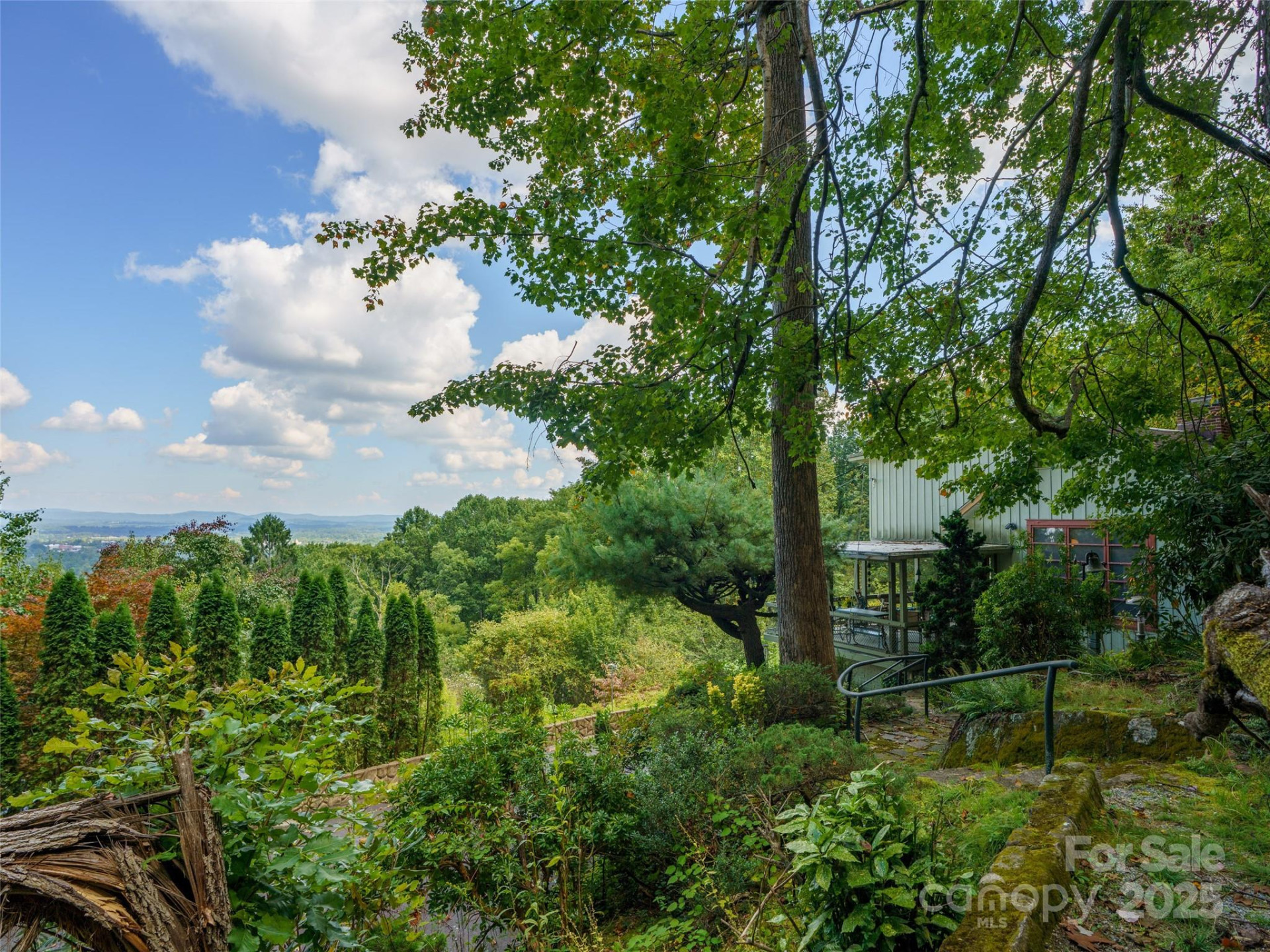 435 Upper Laurel Drive - Photo 24