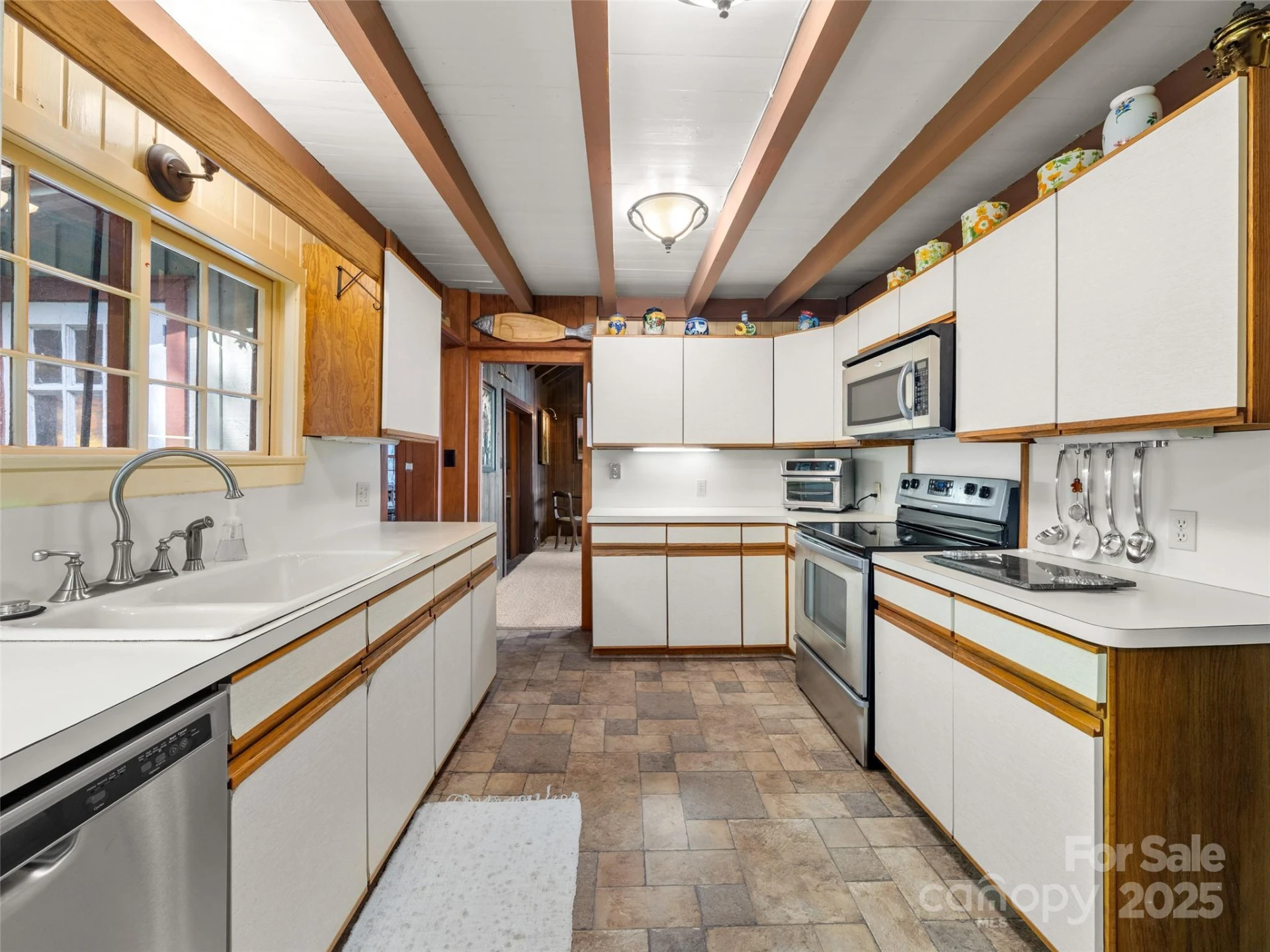 435 Upper Laurel Drive - Photo 7