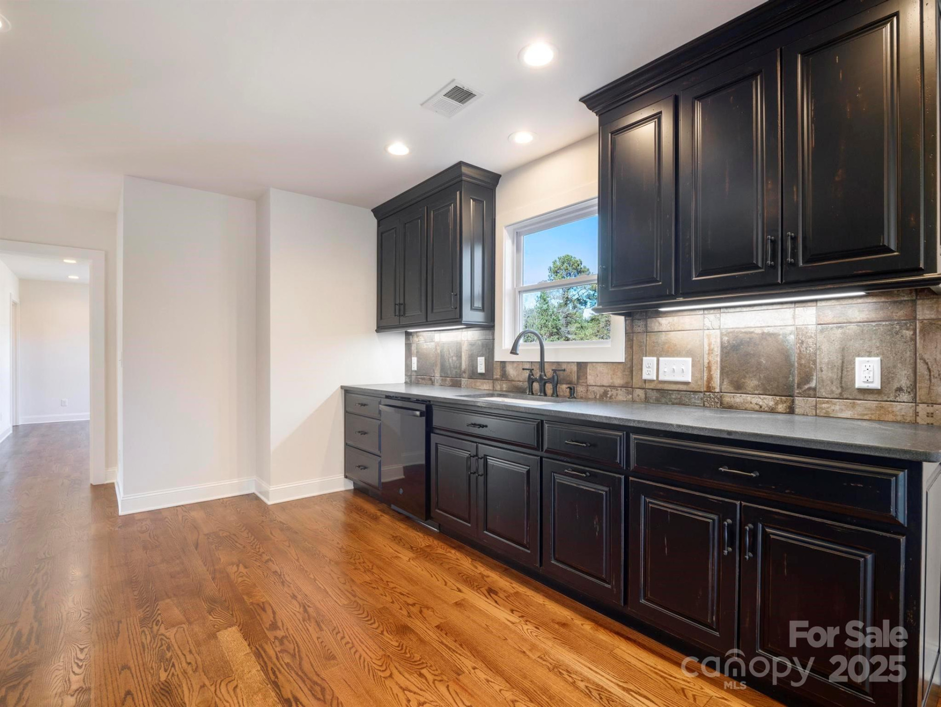 100 Gilbert Road - Photo 11