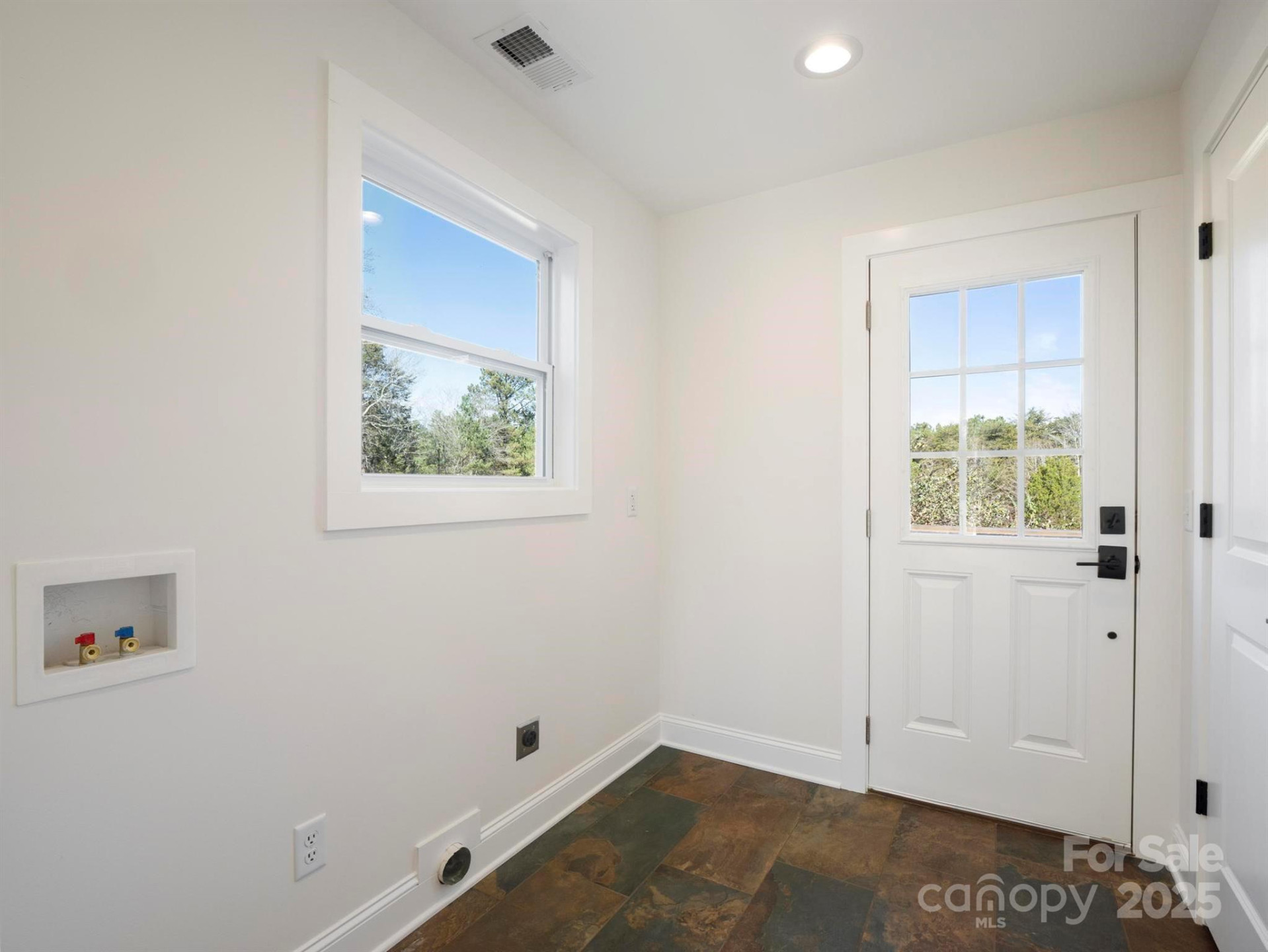 100 Gilbert Road - Photo 9