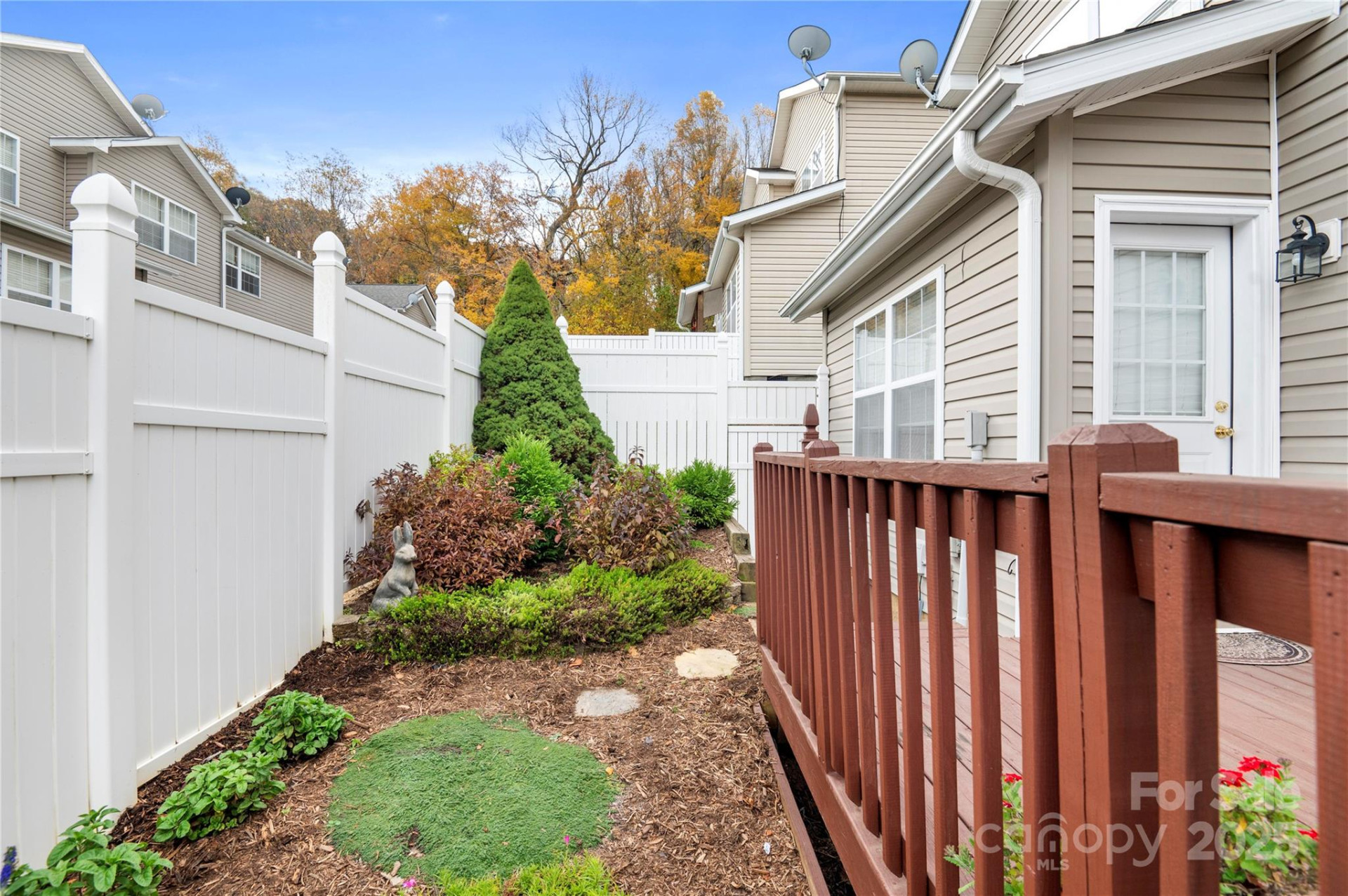 204 Pembrook Road - Photo 5