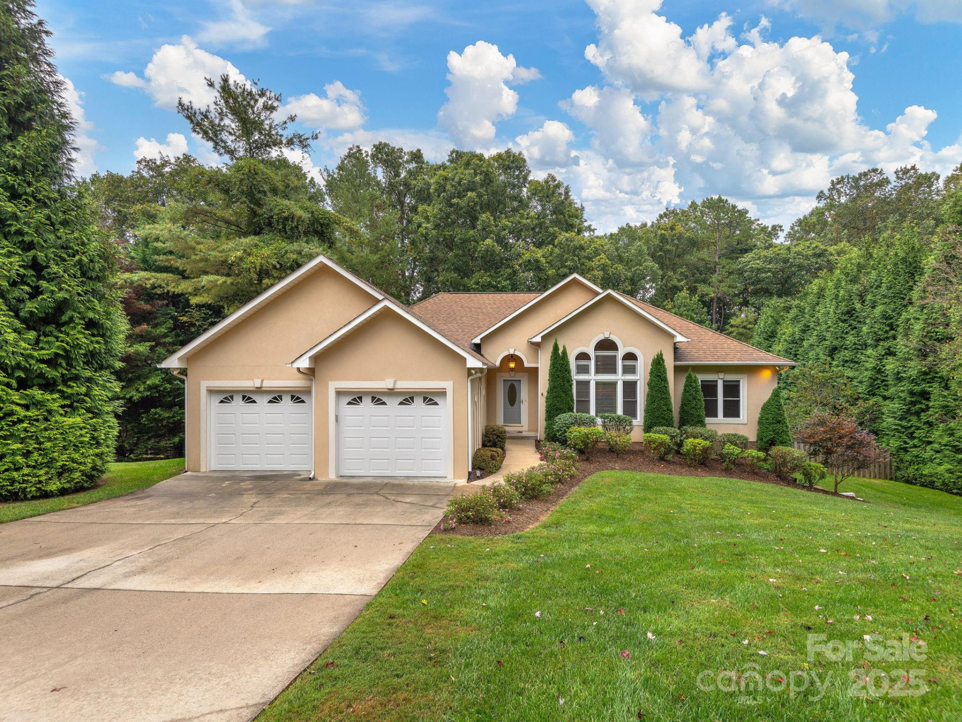 321 Scarlet Tanager Court - Photo 2