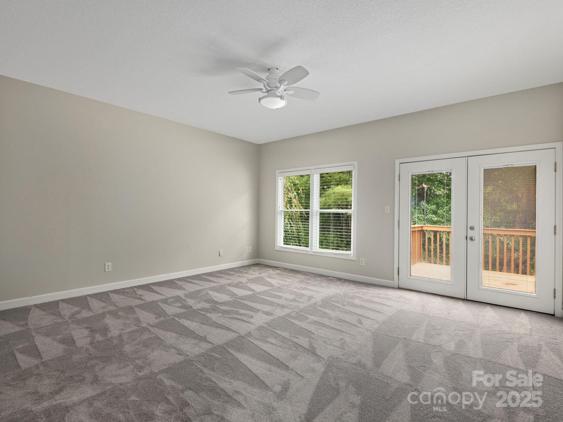 321 Scarlet Tanager Court - Photo 15