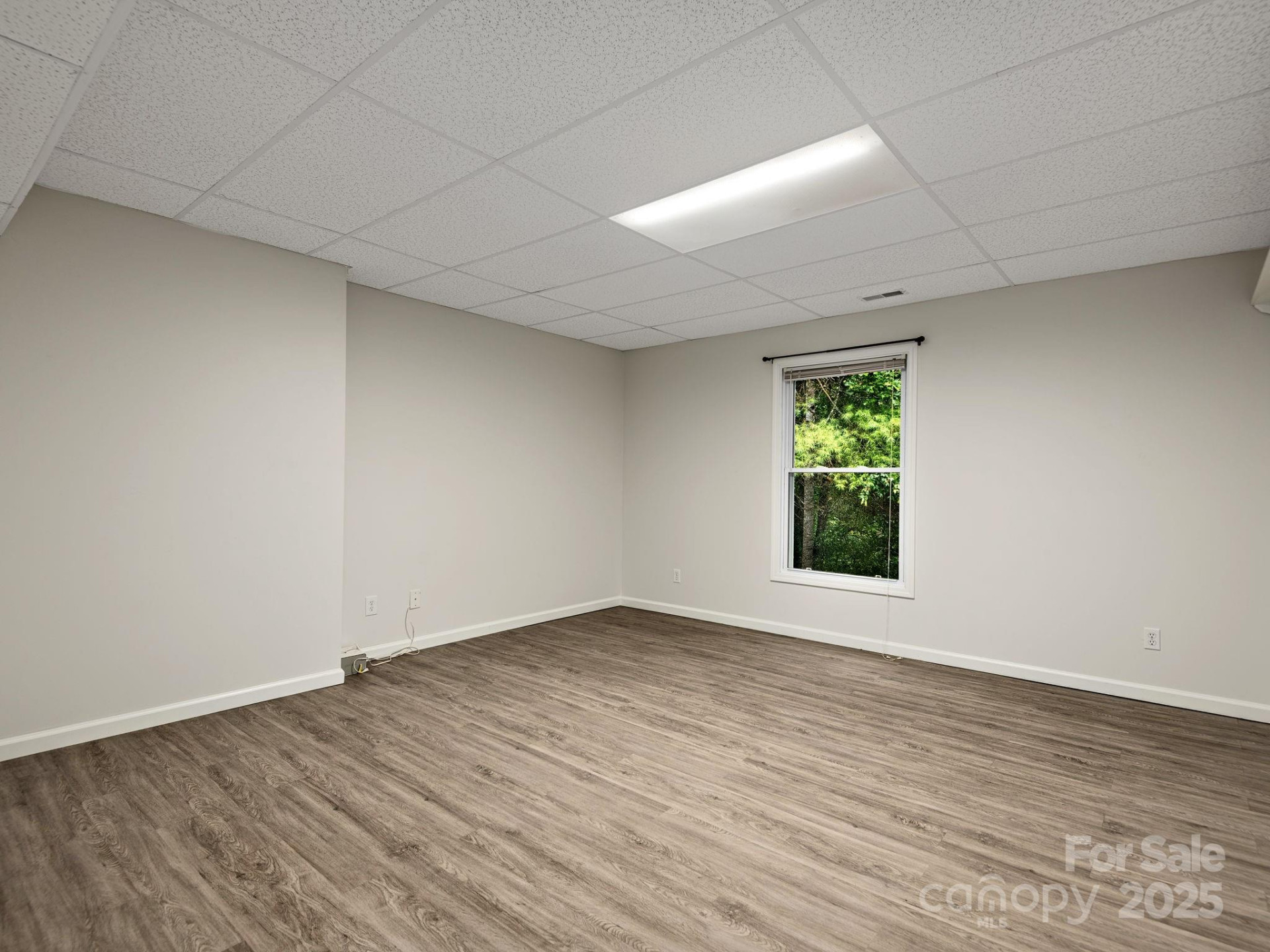 321 Scarlet Tanager Court - Photo 24