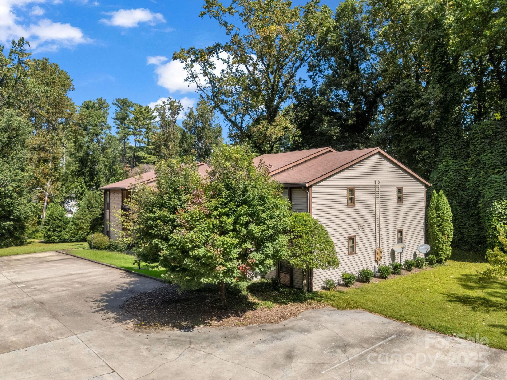 333 Lake Avenue - Photo 3
