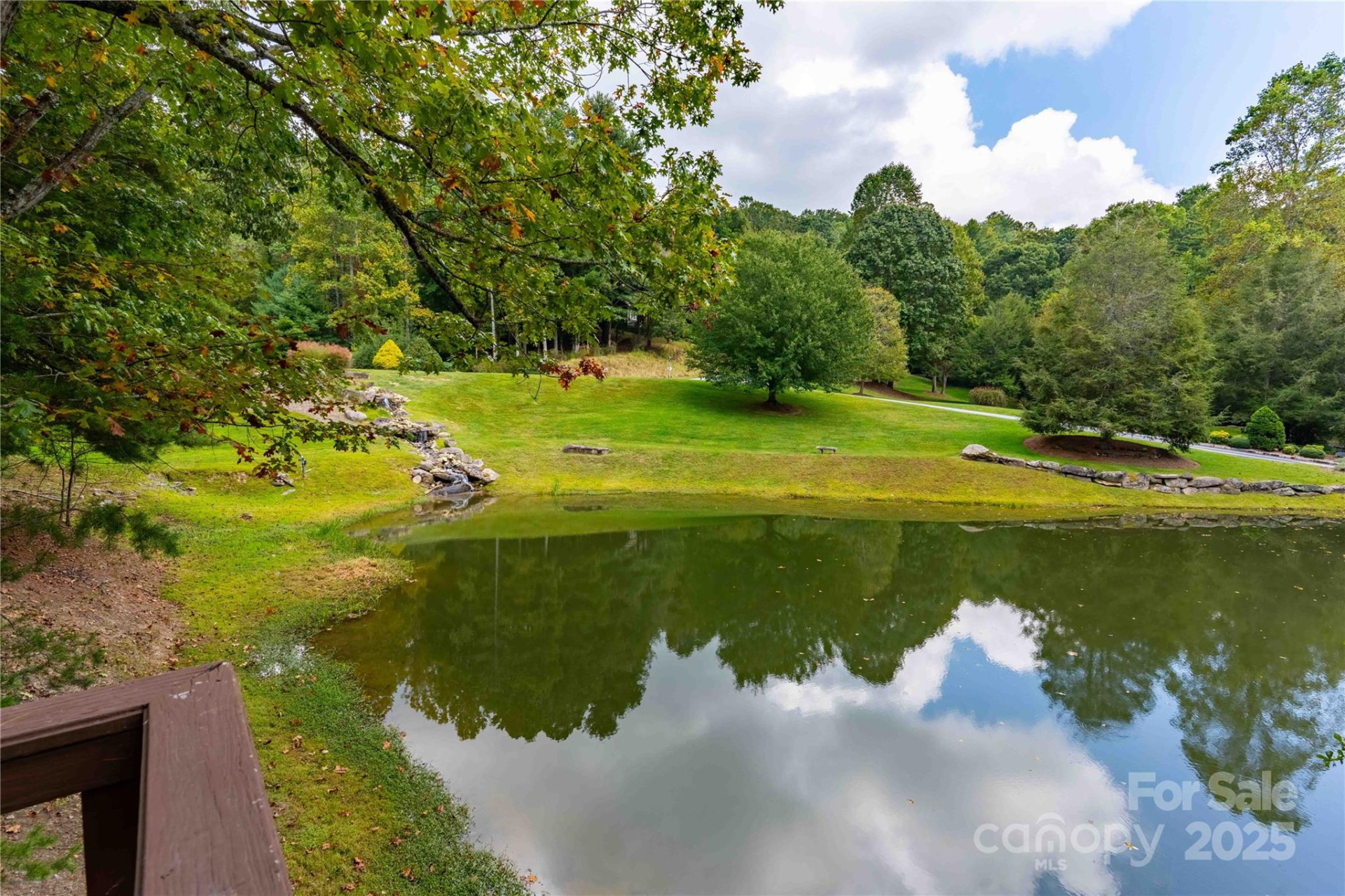 1043 Somersby Parkway - Photo 19