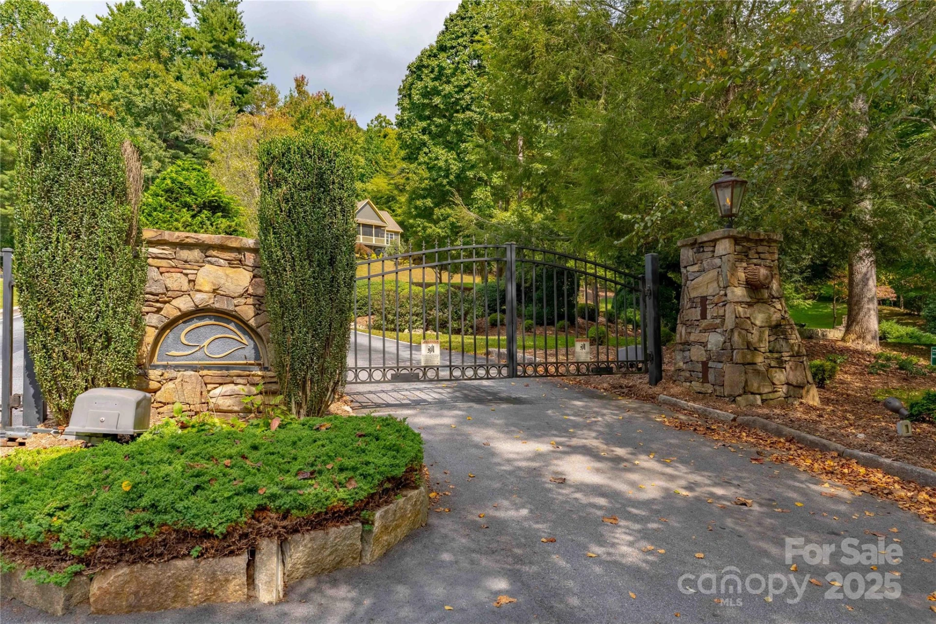 1043 Somersby Parkway - Photo 24