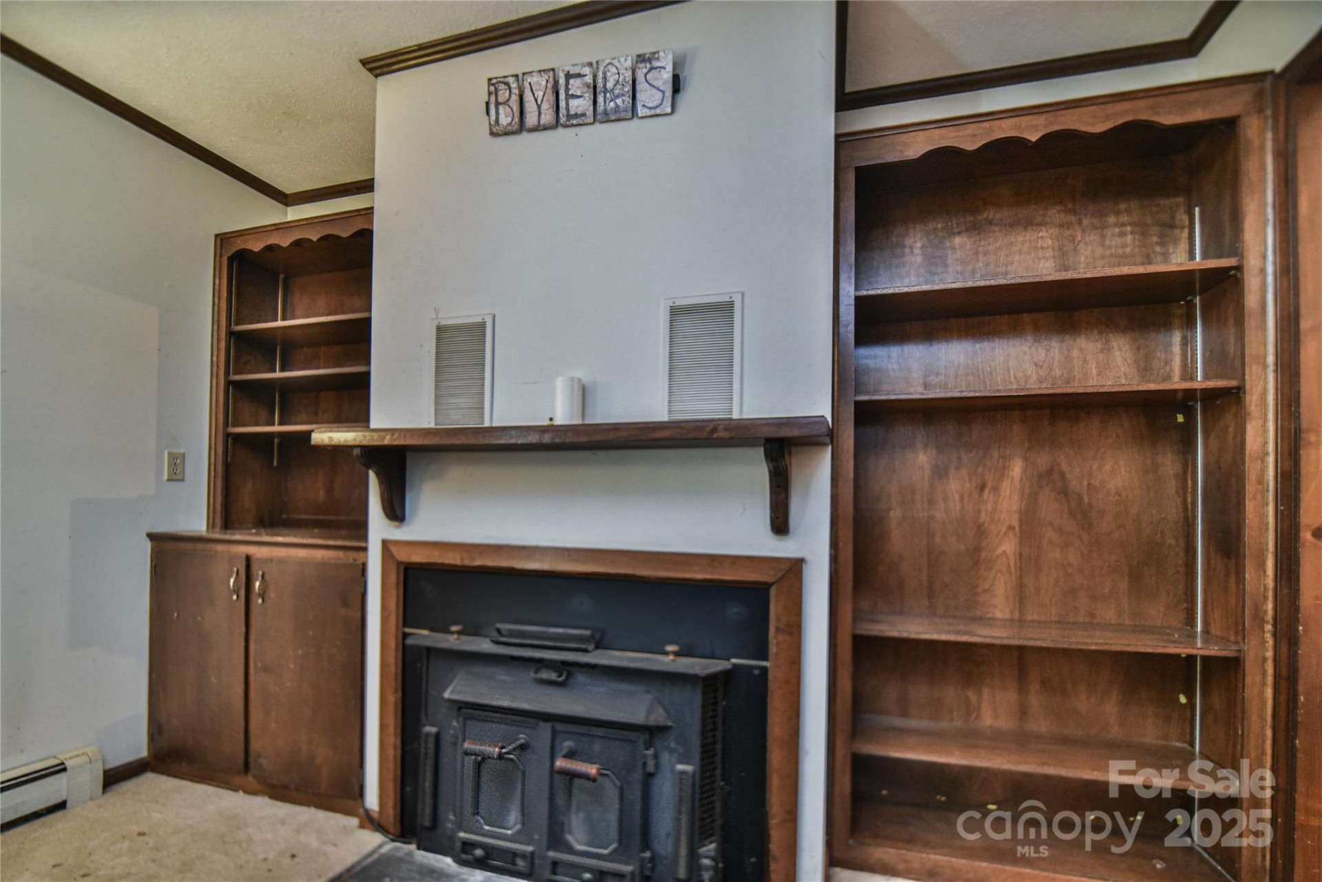 24 Camelot Drive - Photo 14