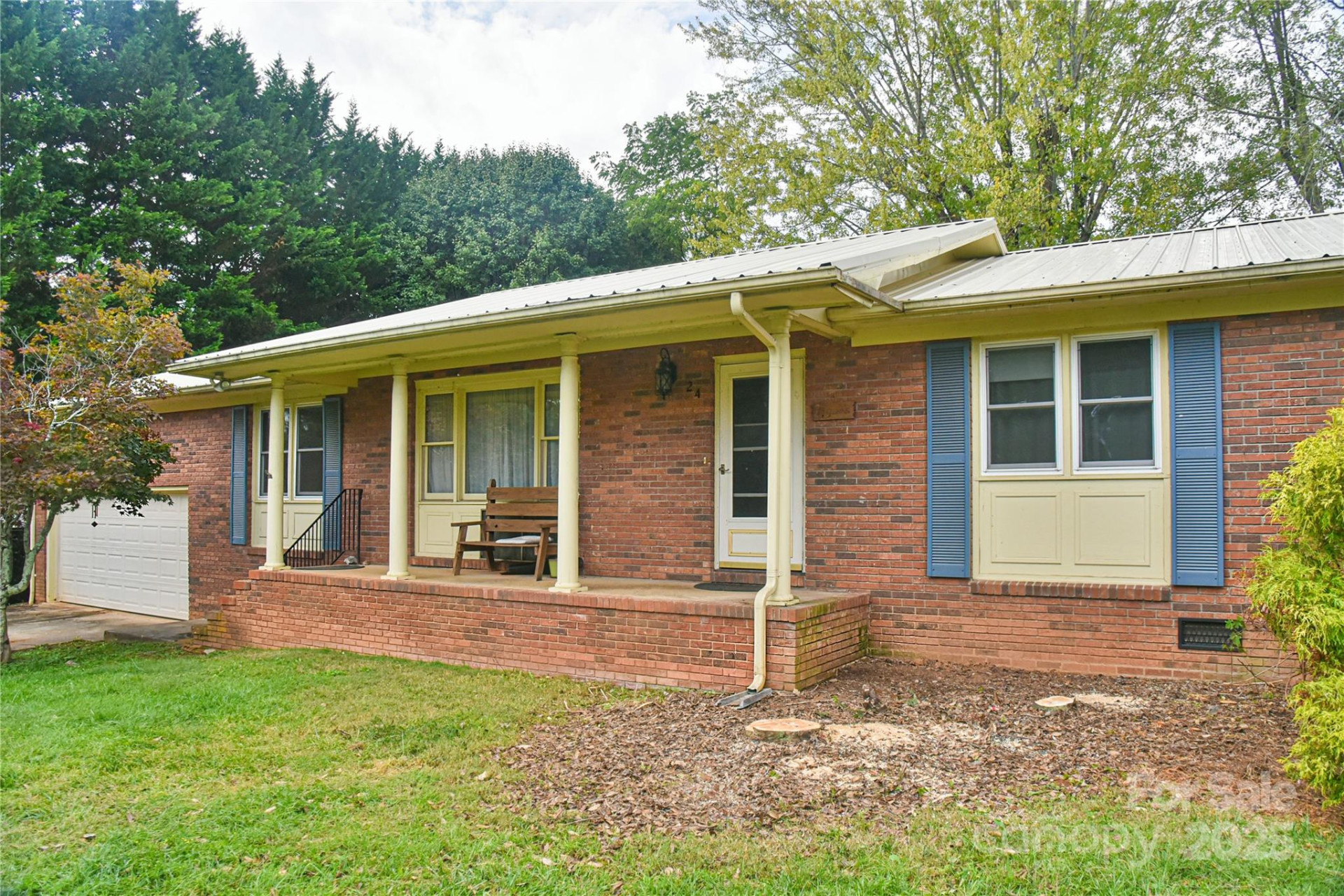 24 Camelot Drive - Photo 17