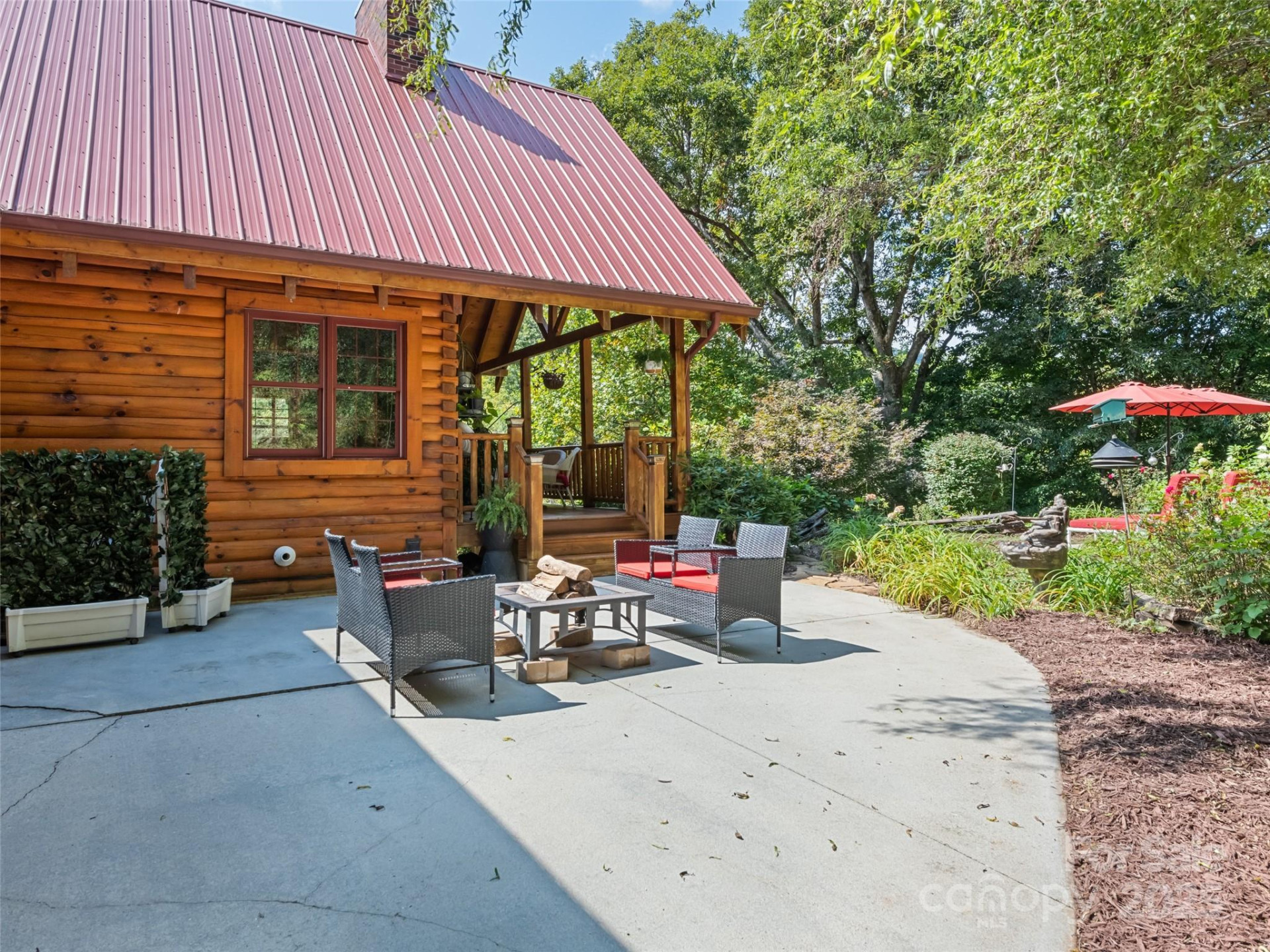 648 Suntrace Circle - Photo 17