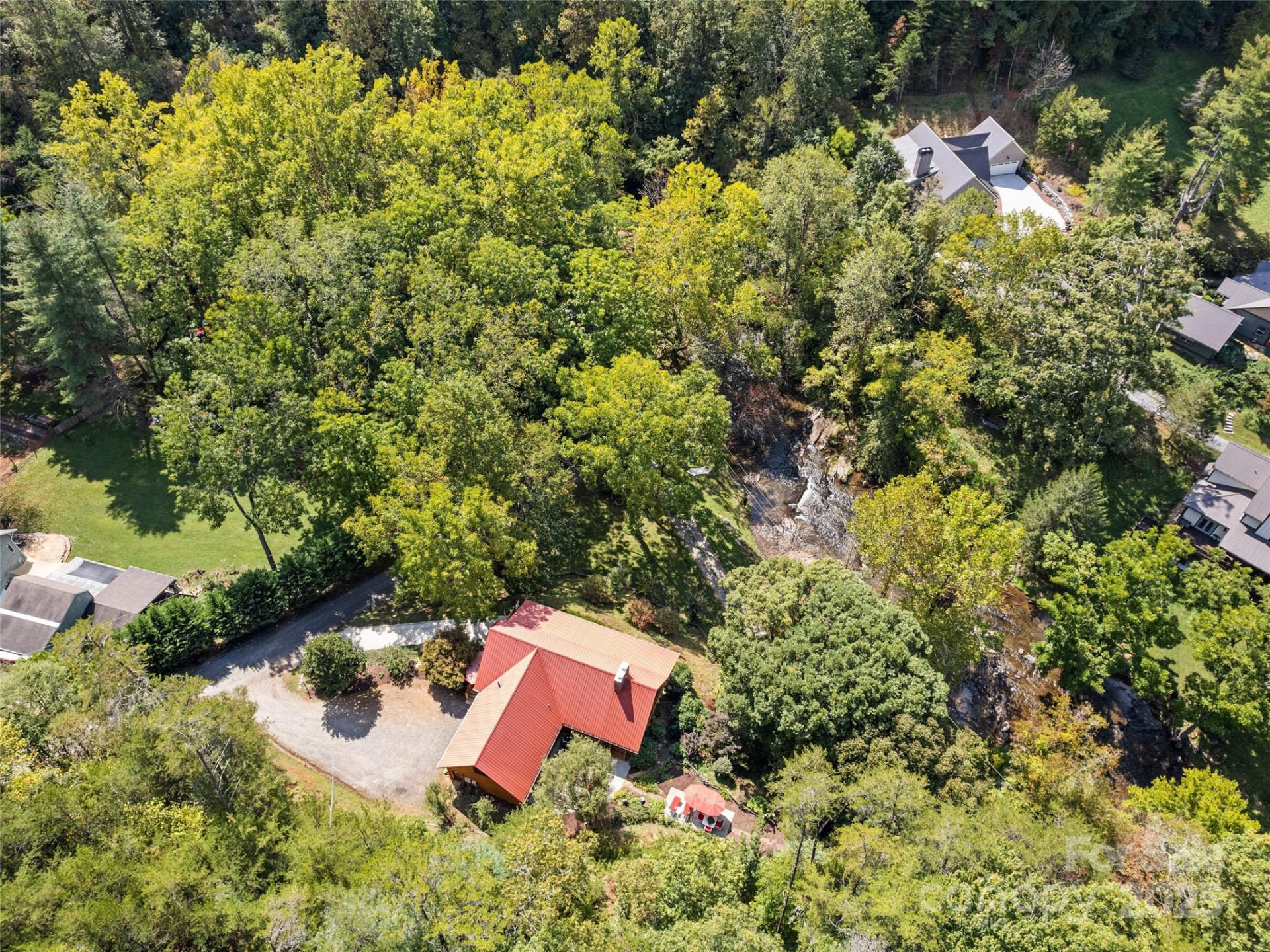 648 Suntrace Circle - Photo 10