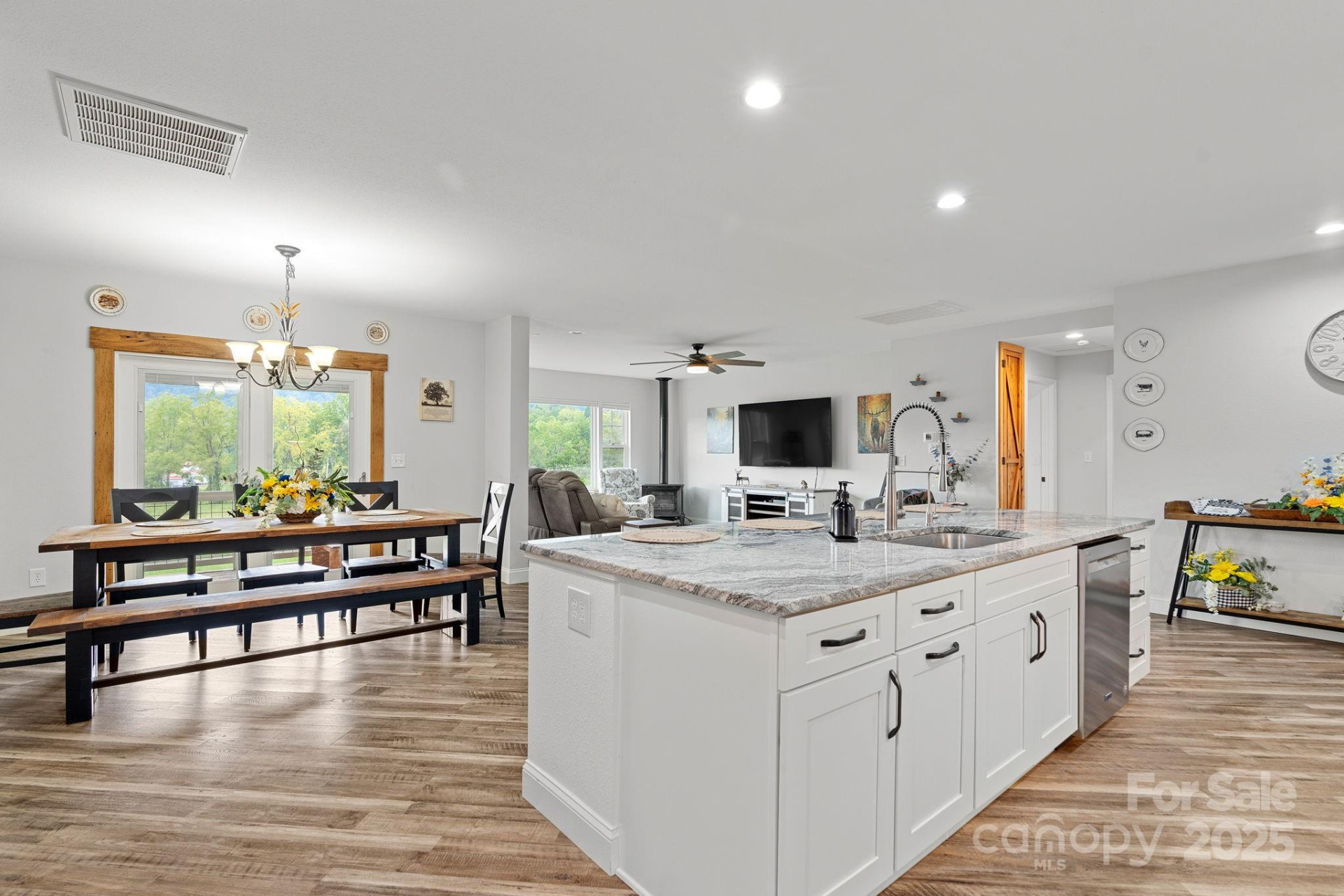 204 Mountain Spring Lane - Photo 18