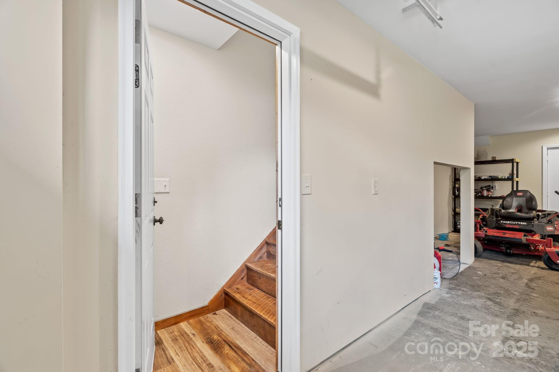 204 Mountain Spring Lane - Photo 33