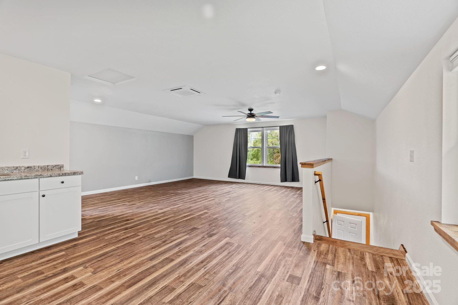 204 Mountain Spring Lane - Photo 34