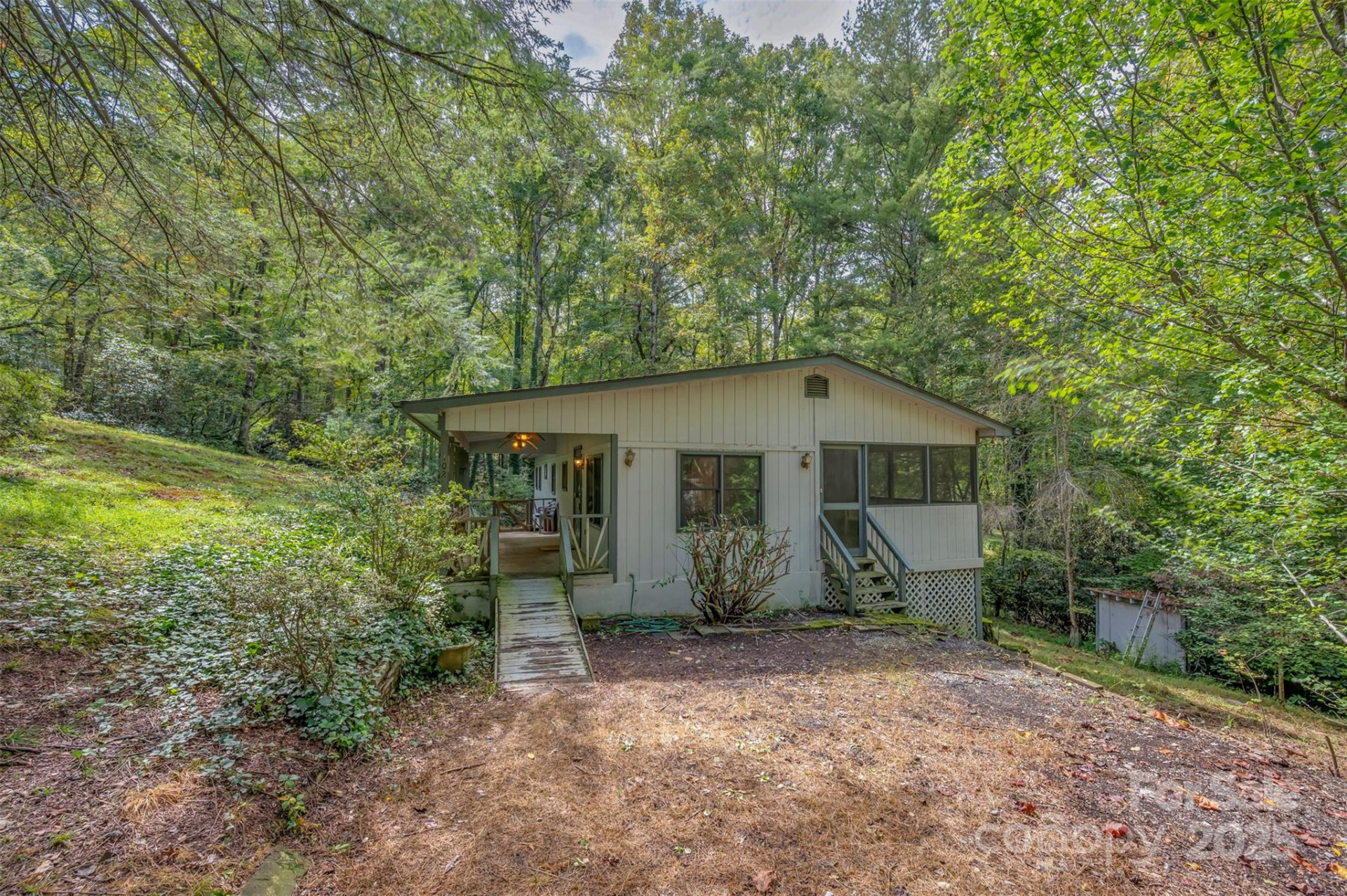 102 Windwood Hill Road