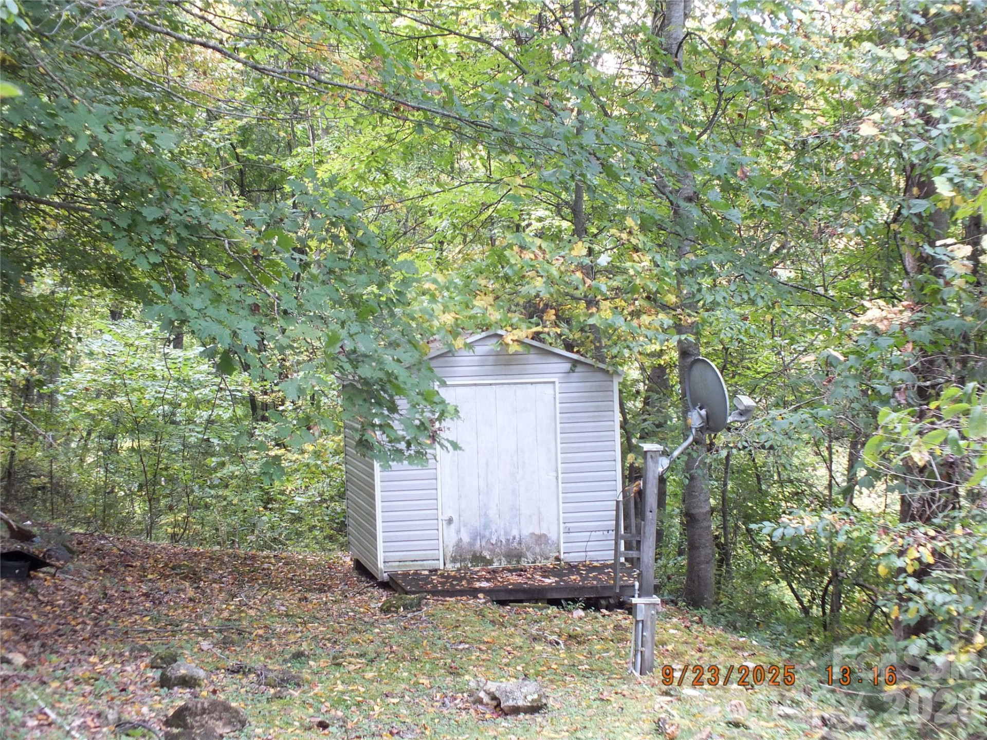 408 Whispering Winds Road - Photo 32