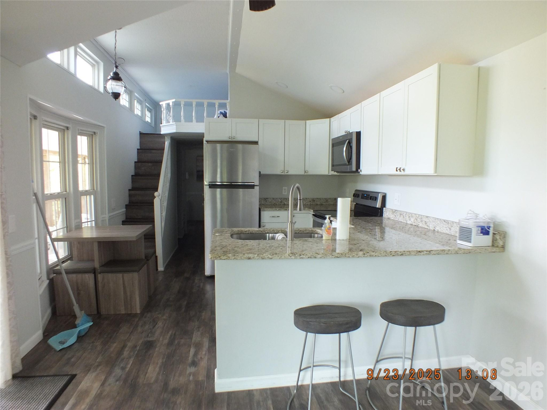 408 Whispering Winds Road - Photo 5