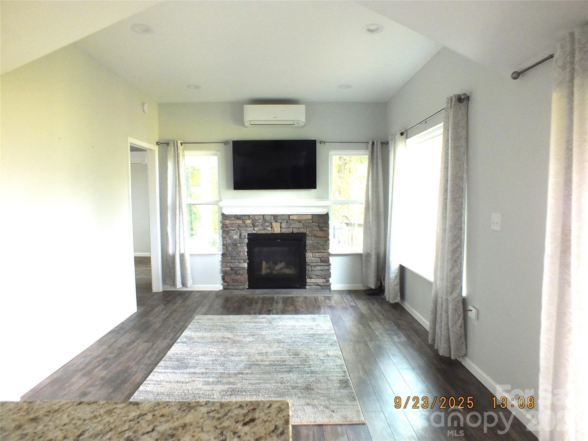 408 Whispering Winds Road - Photo 10