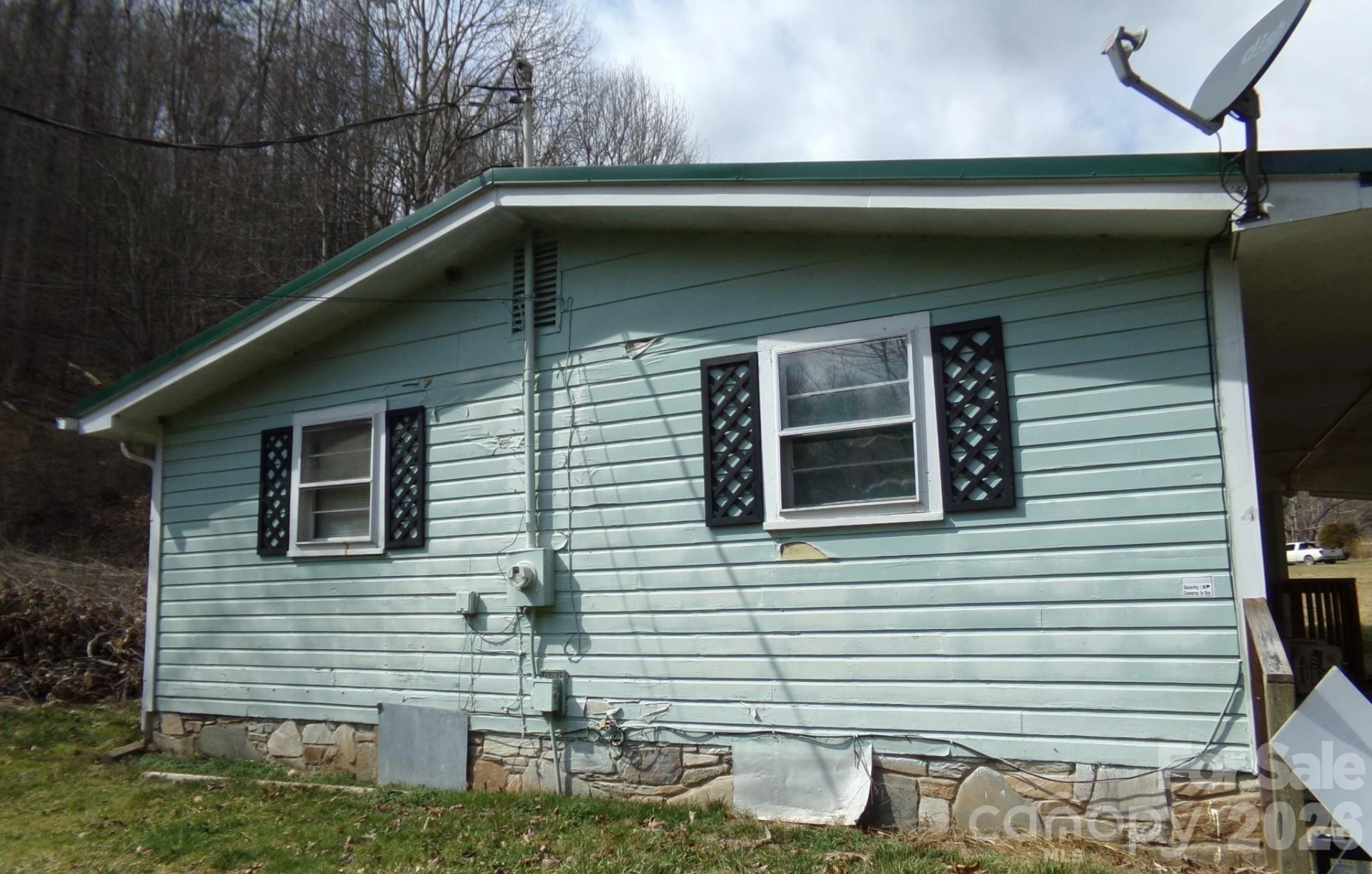 1905 Little Creek Road - Photo 2