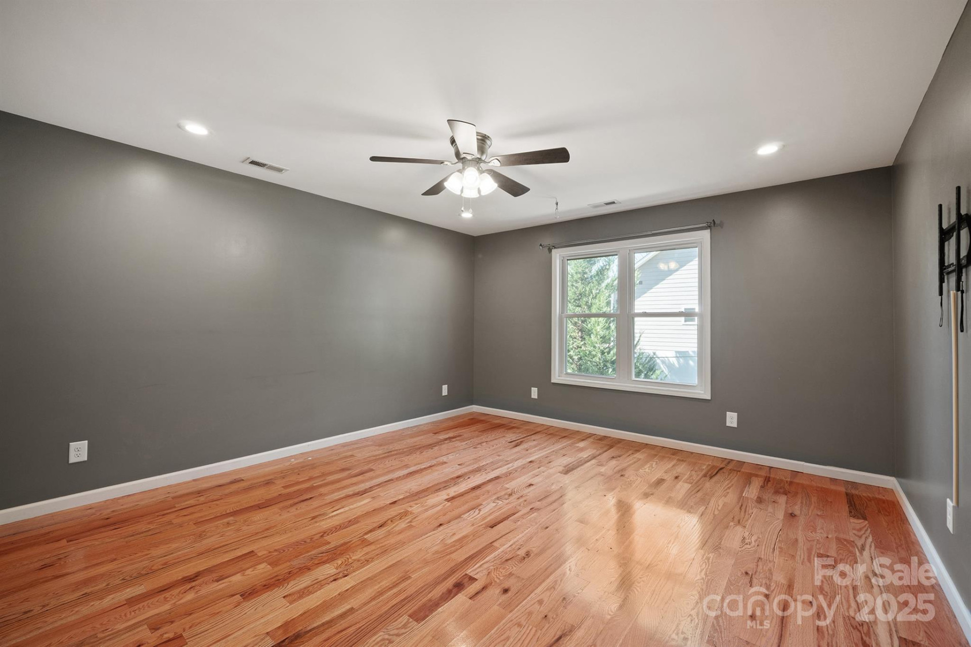2301 Saratoga Run - Photo 17
