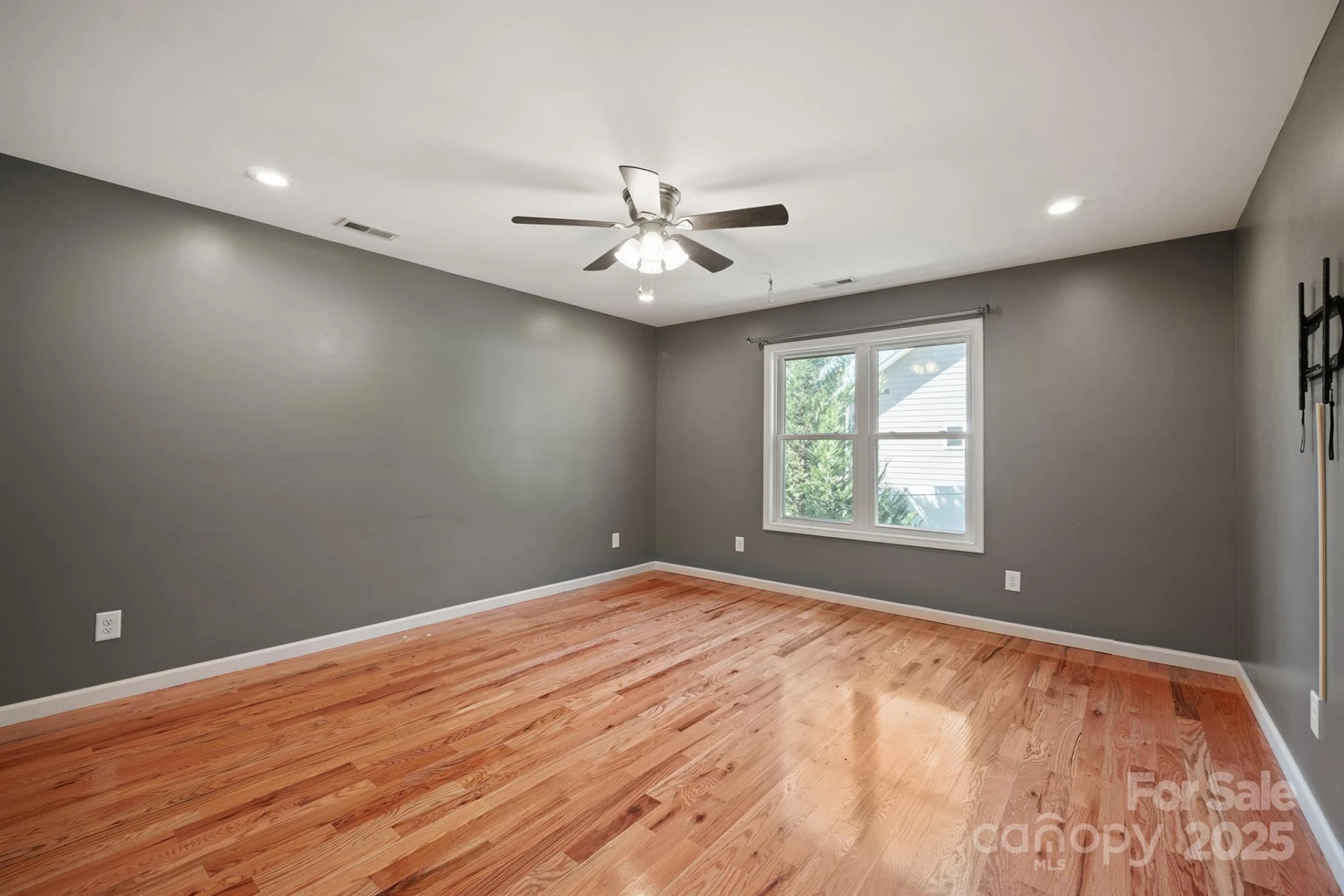 2301 Saratoga Run - Photo 17