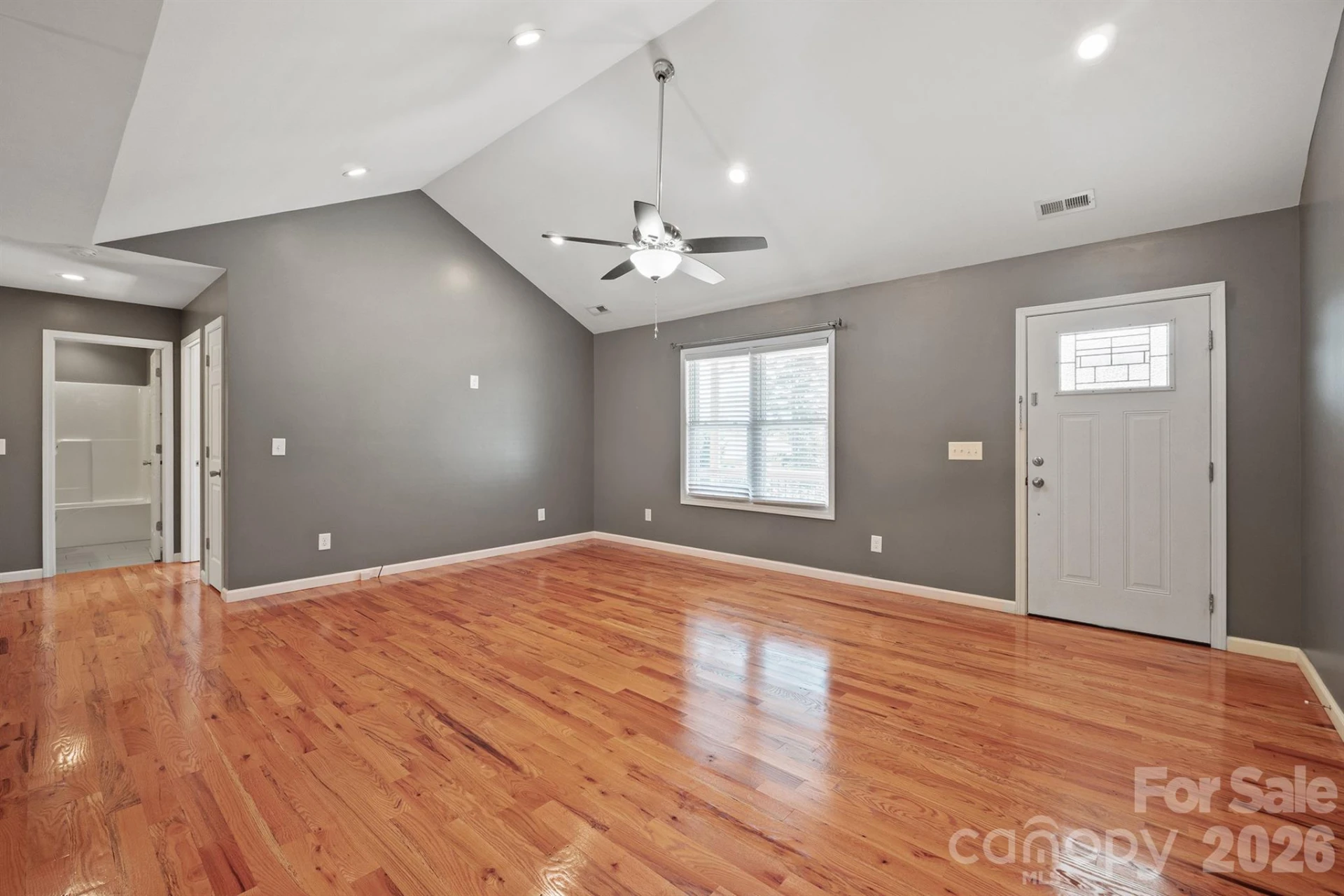 2301 Saratoga Run - Photo 6