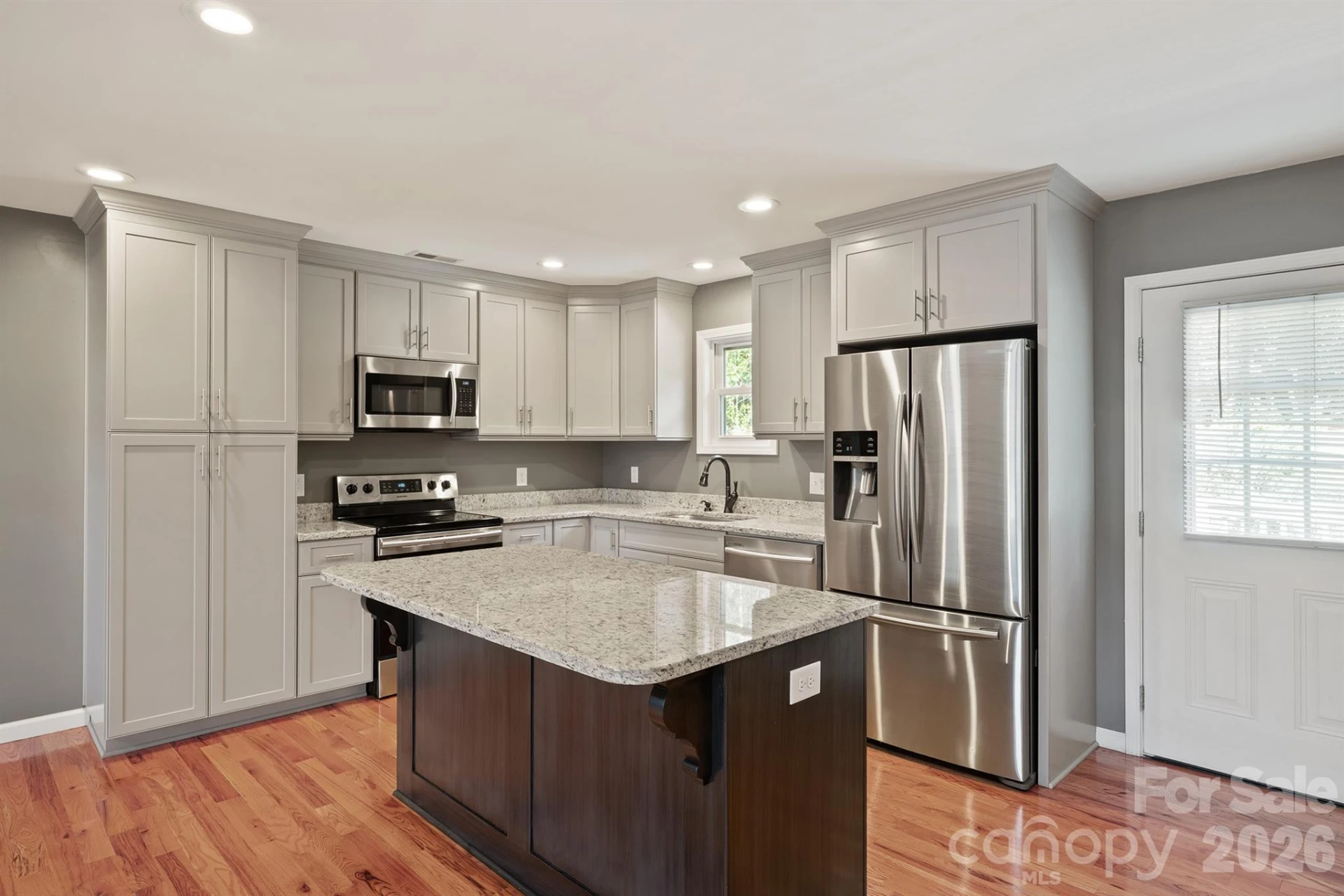 2301 Saratoga Run - Photo 9