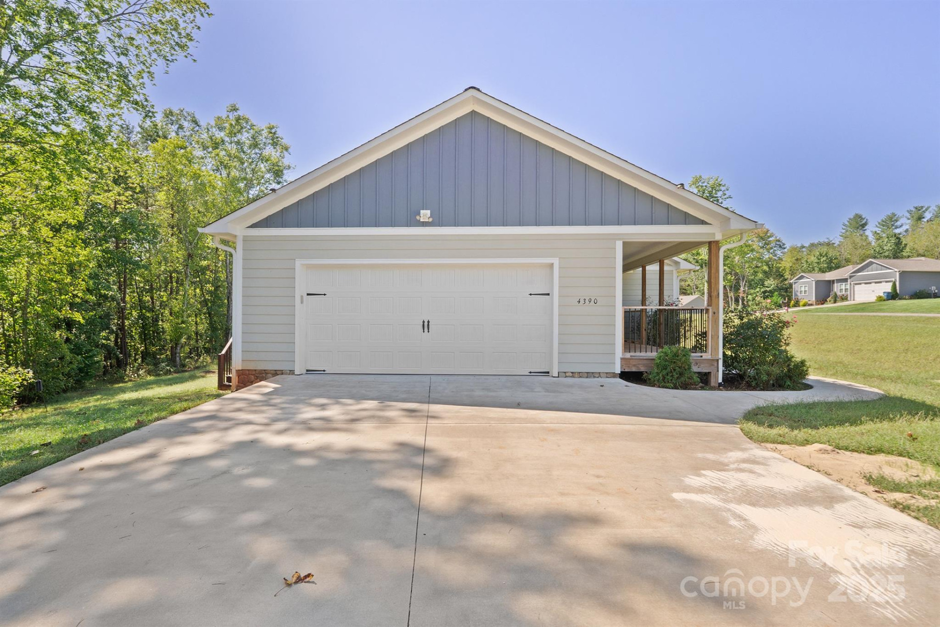 4390 Belmont Drive - Photo 4