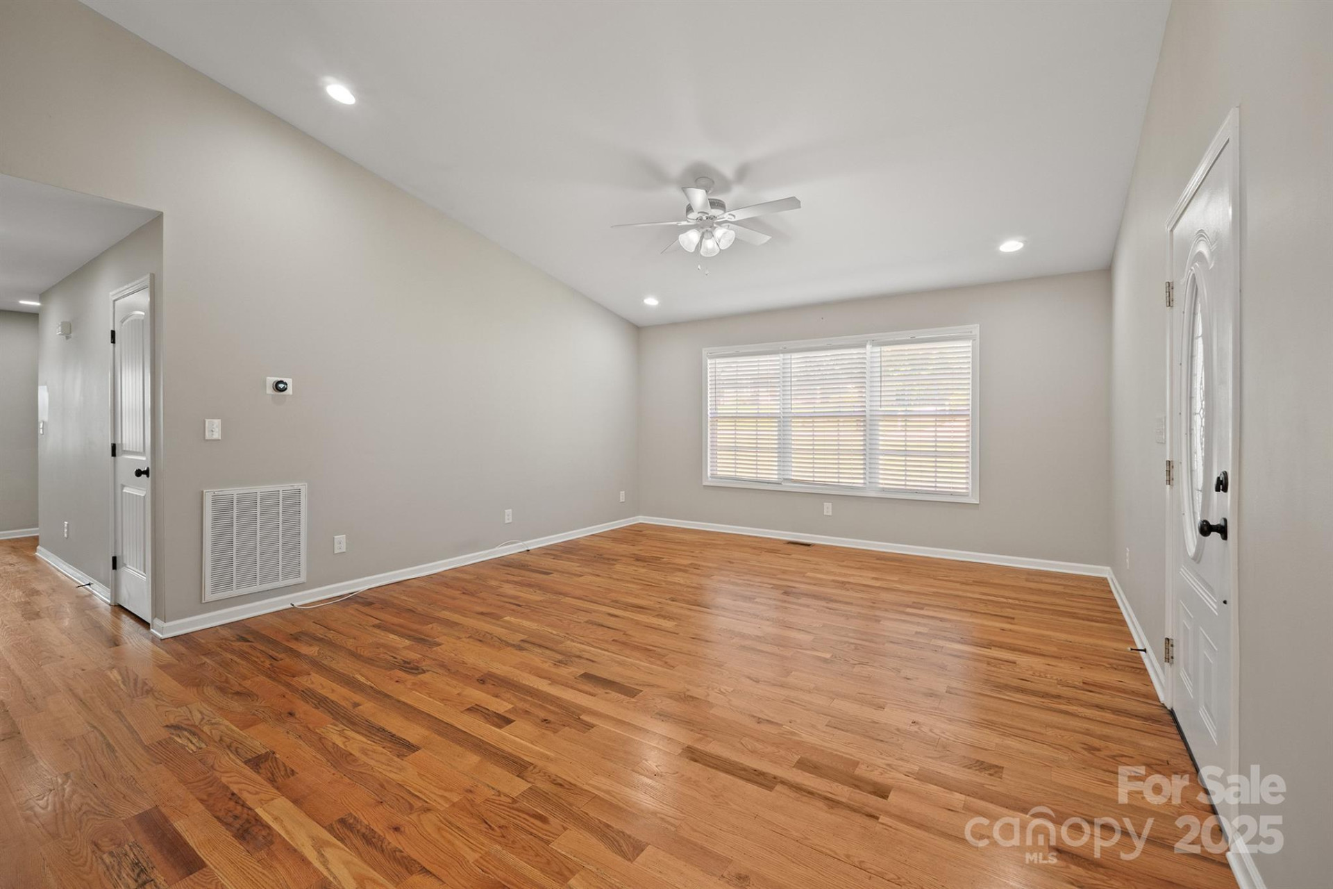 4390 Belmont Drive - Photo 7