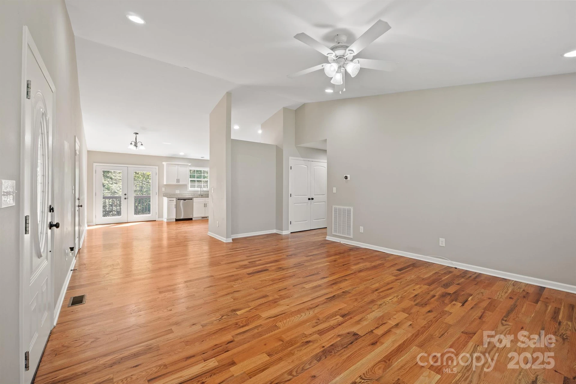 4390 Belmont Drive - Photo 10
