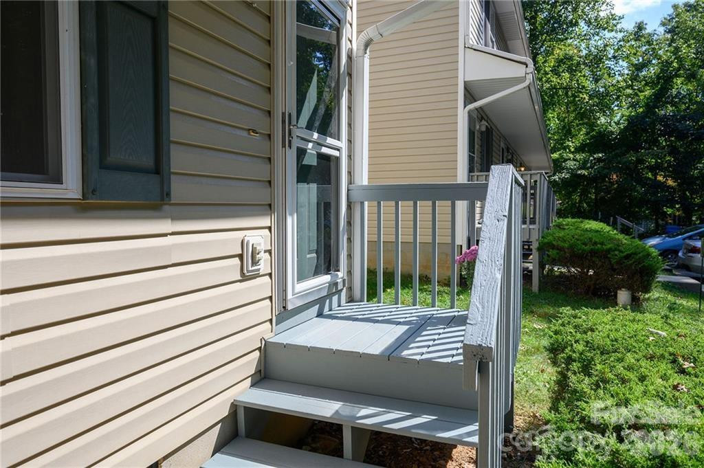 6 Azalea Road #C - Photo 2