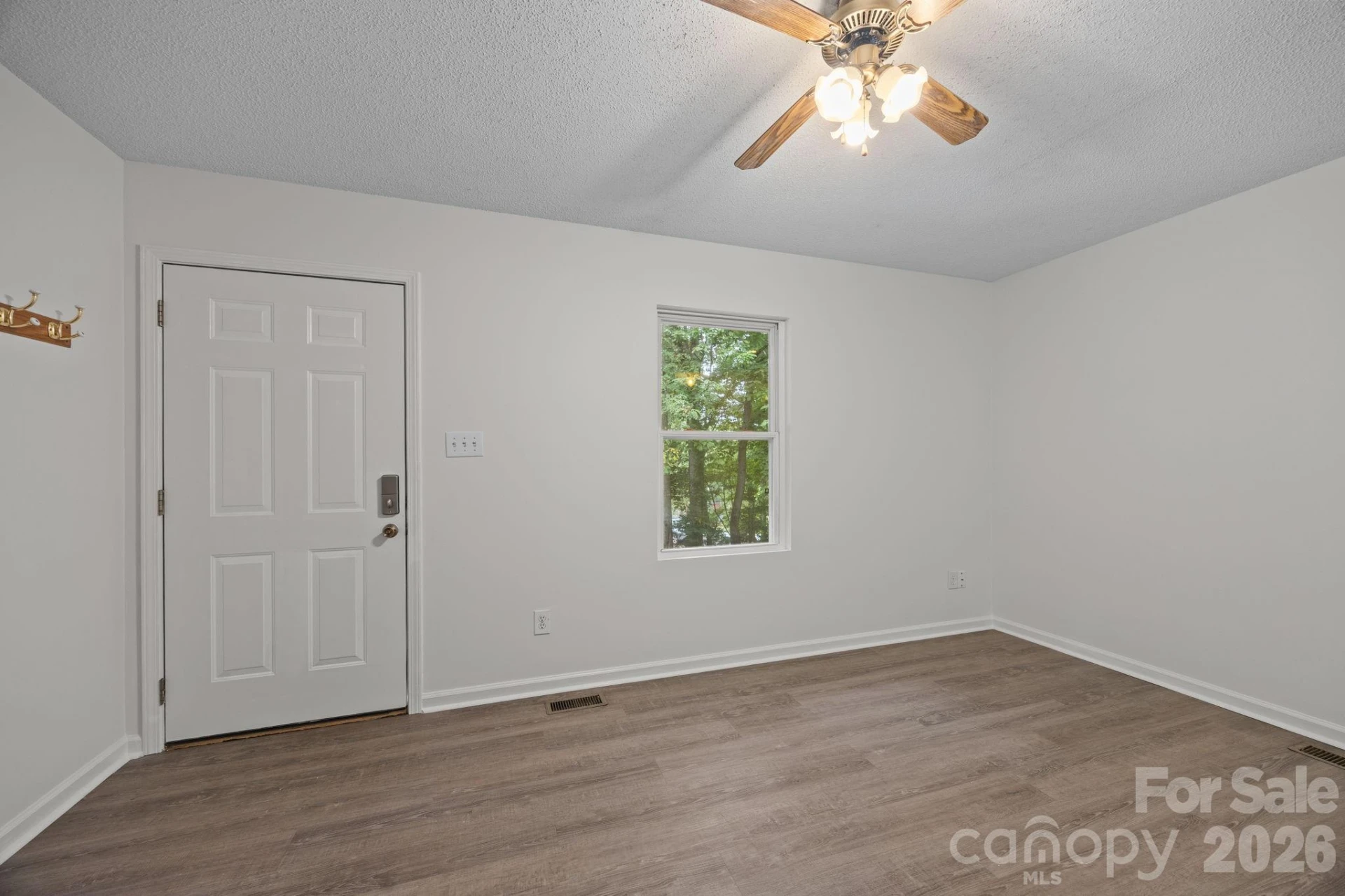 6 Azalea Road #C - Photo 8