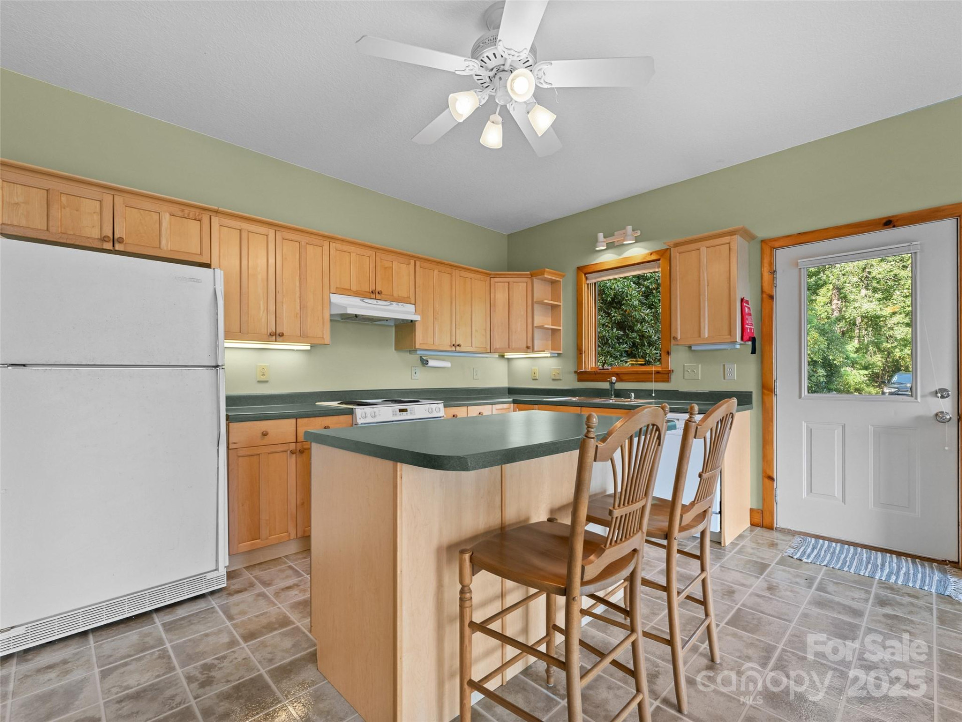 1299 Pine Ridge Road - Photo 14
