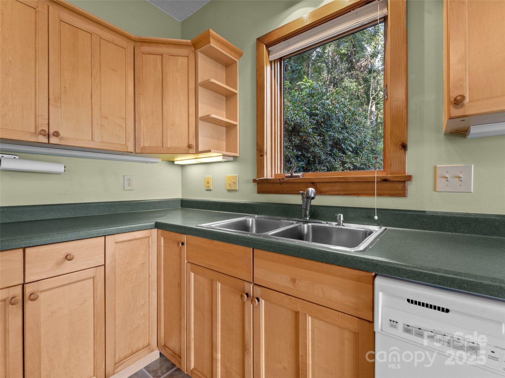 1299 Pine Ridge Road - Photo 16