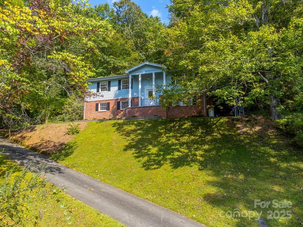 1168 North Country Club Drive - Photo 2