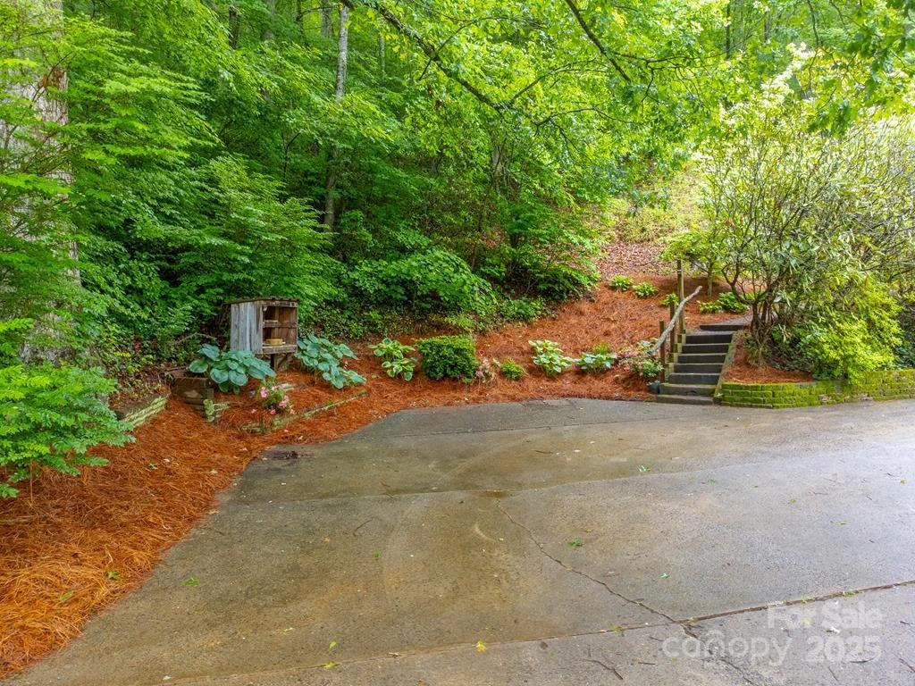 1168 North Country Club Drive - Photo 31