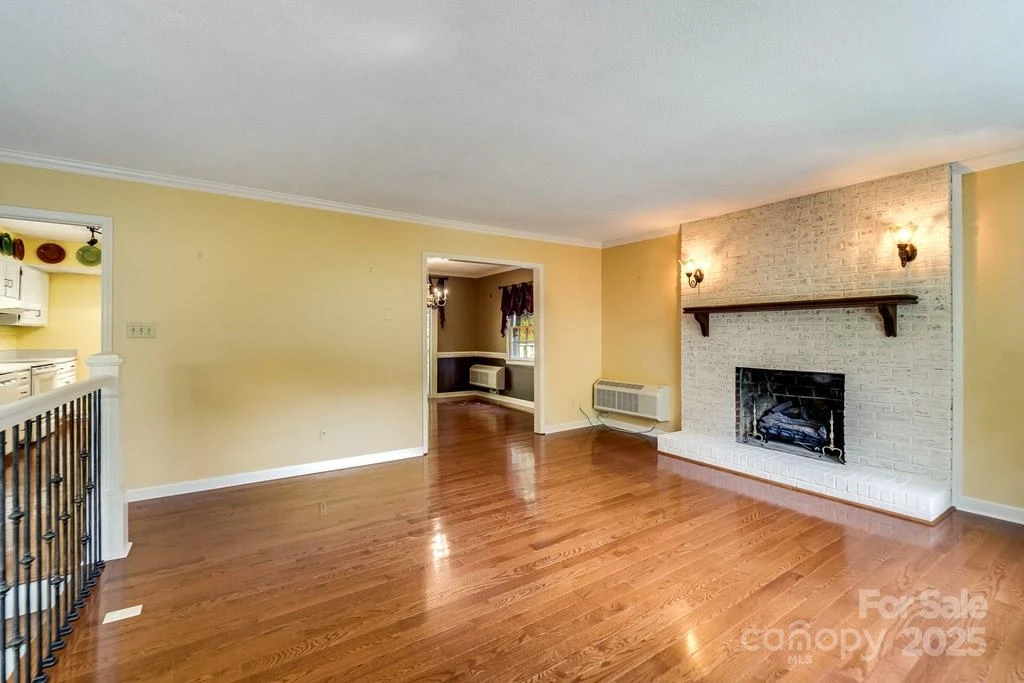 1168 North Country Club Drive - Photo 5