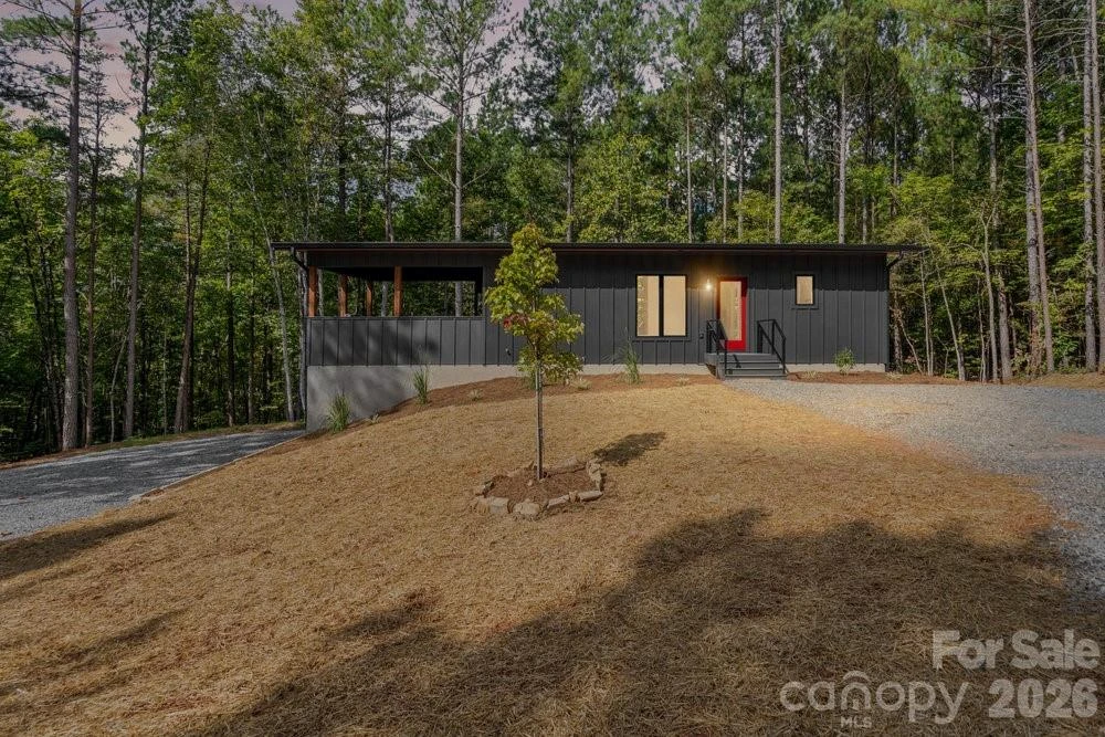 203 Golden Creek Ridge