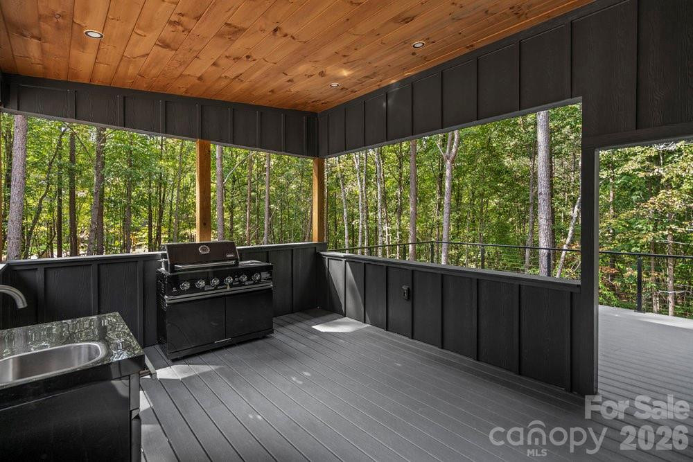 203 Golden Creek Ridge - Photo 11