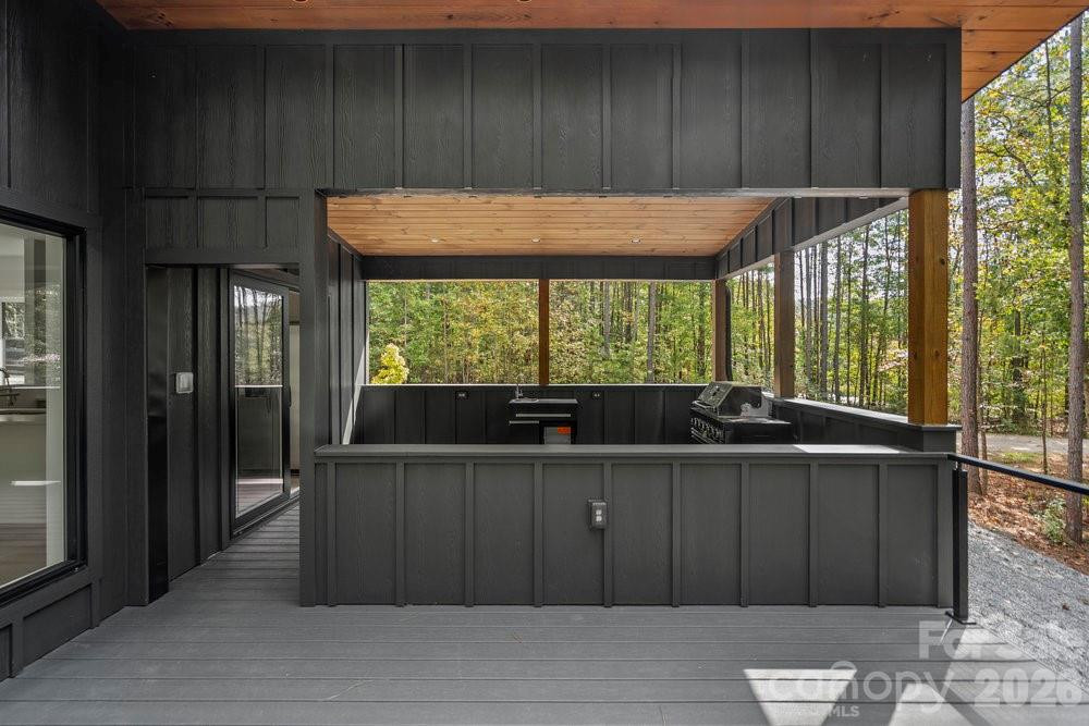 203 Golden Creek Ridge - Photo 31